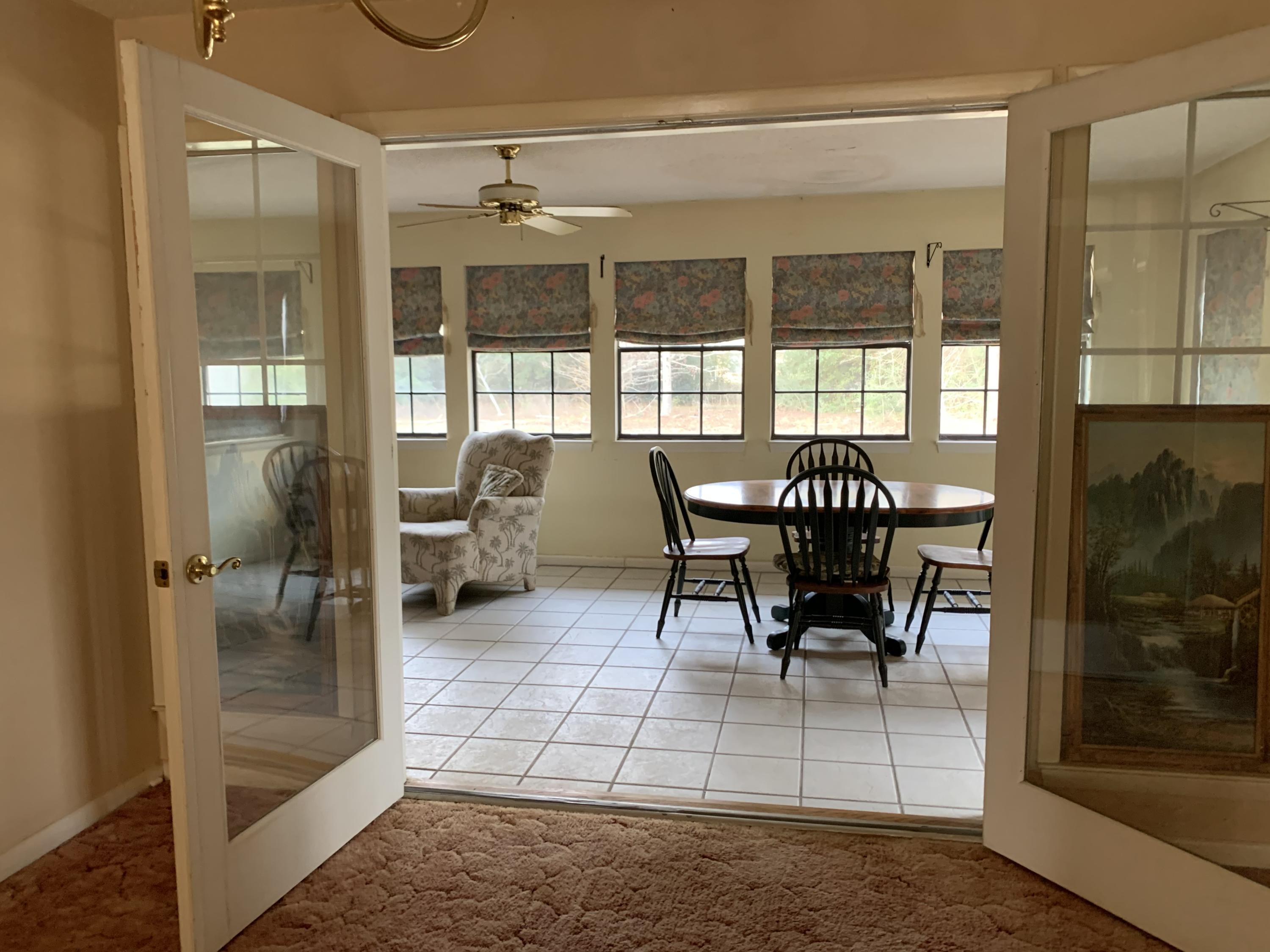 HOLLEY BY THE SEA - Residential