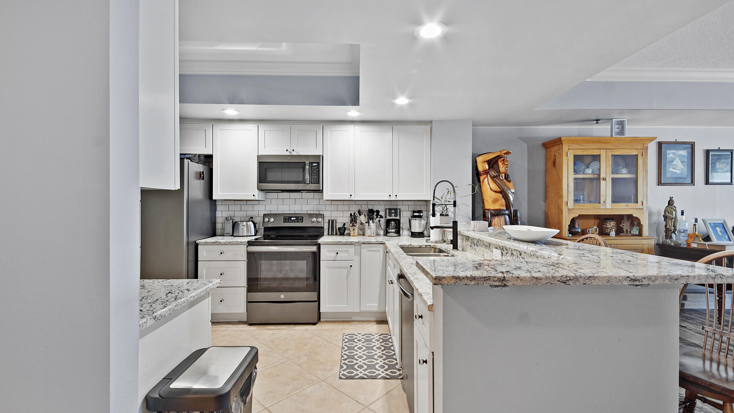 HARBOR LANDING PH II UNIT 102B - Residential