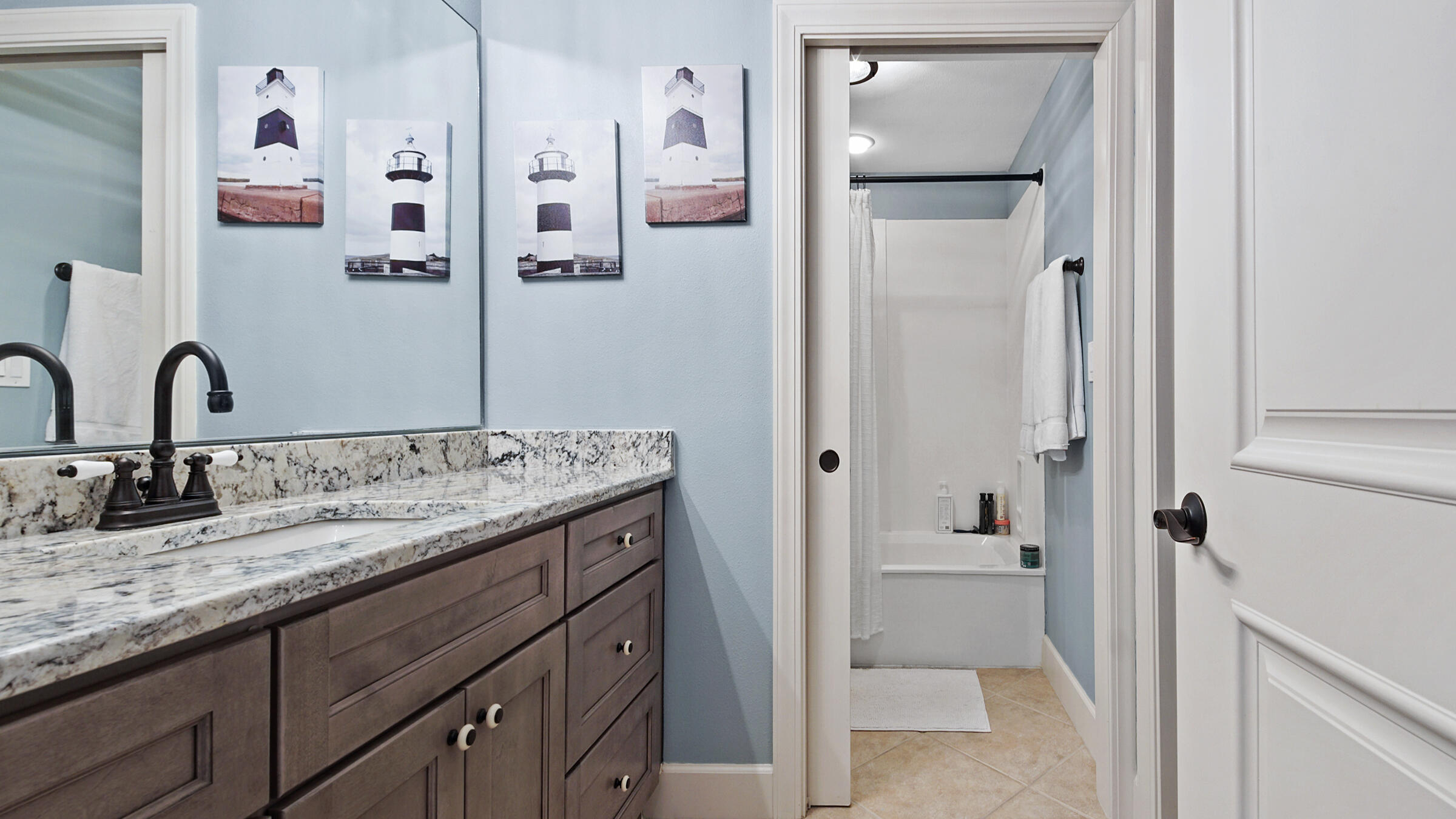 HARBOR LANDING PH II UNIT 102B - Residential