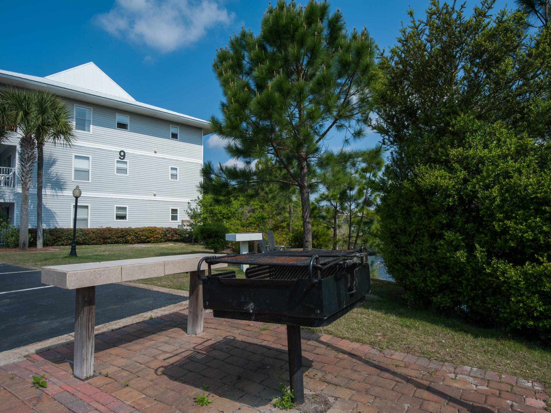 BEACHSIDE VILLAS CONDO - Residential