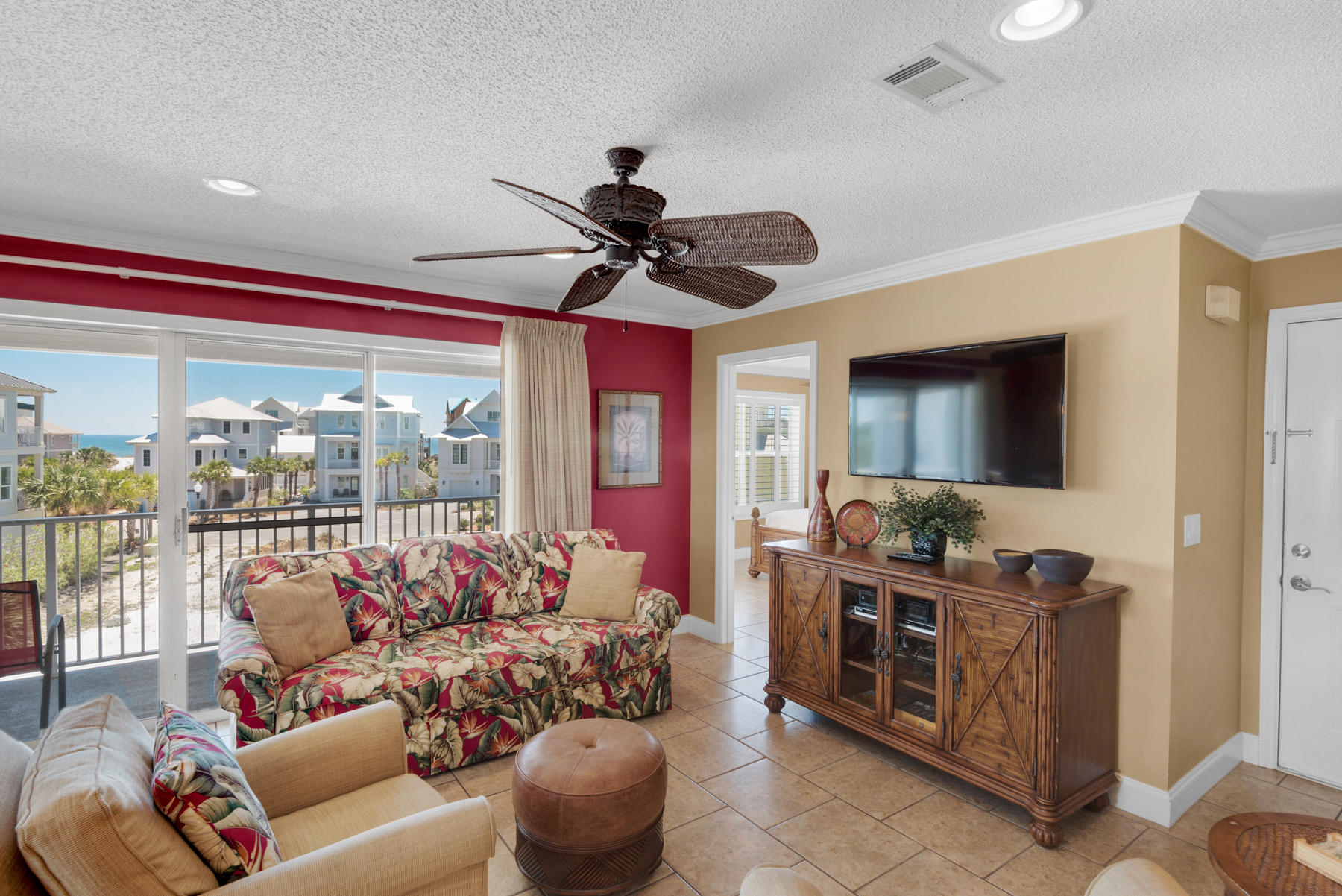 BEACHSIDE VILLAS CONDO - Residential