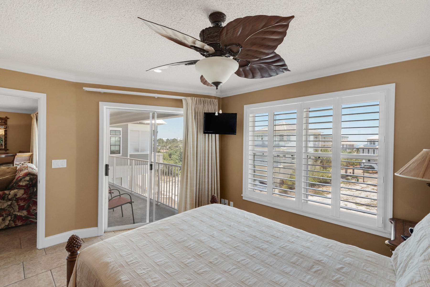 BEACHSIDE VILLAS CONDO - Residential