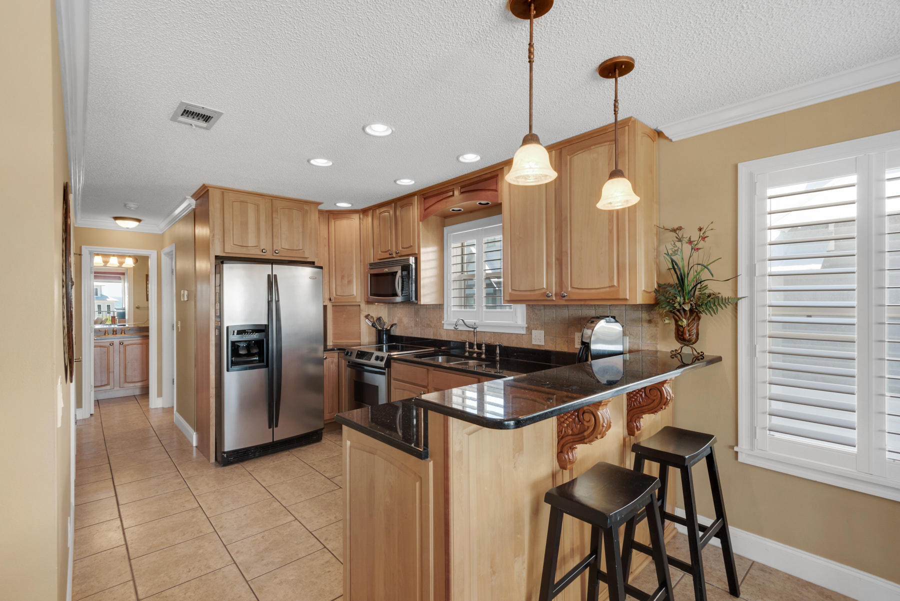 BEACHSIDE VILLAS CONDO - Residential