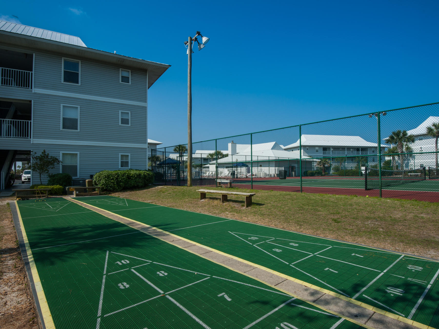 BEACHSIDE VILLAS CONDO - Residential