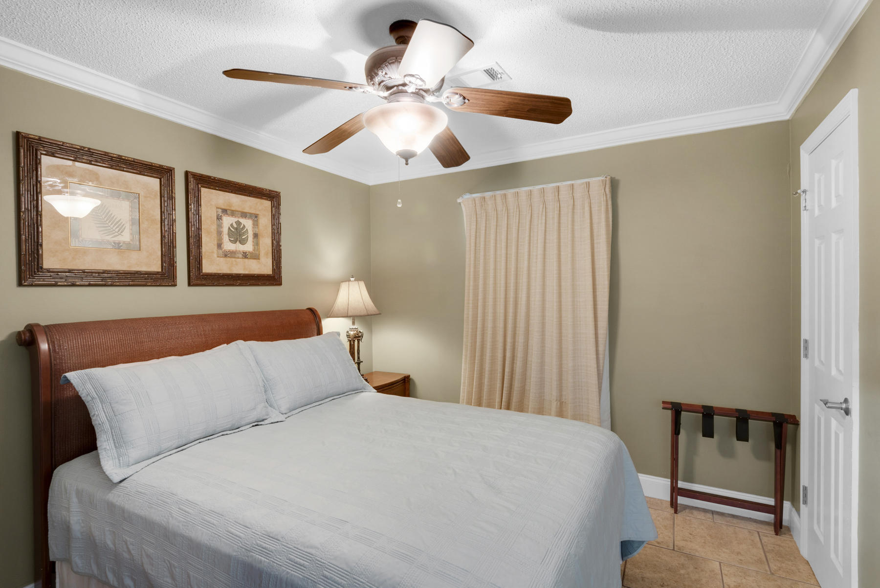 BEACHSIDE VILLAS CONDO - Residential