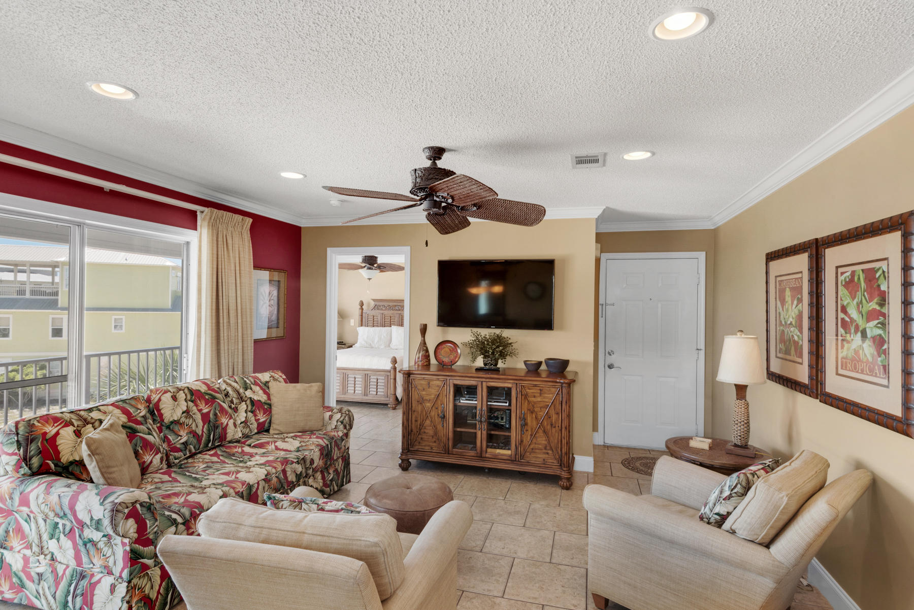 BEACHSIDE VILLAS CONDO - Residential