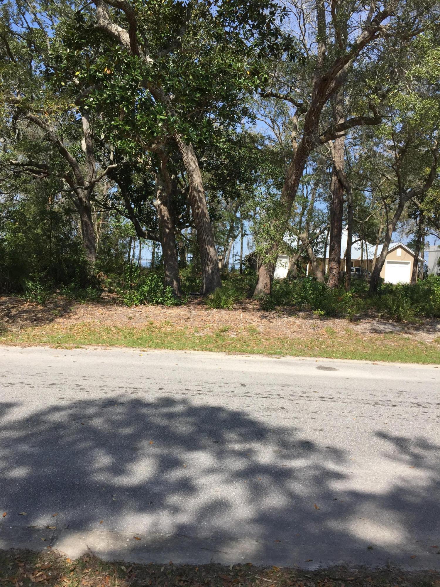 MAGNOLIA BEACH - Land