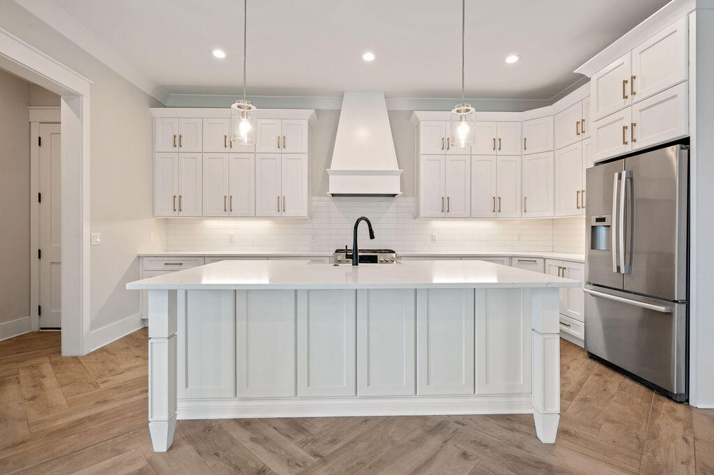 Deer Moss Creek - Residential