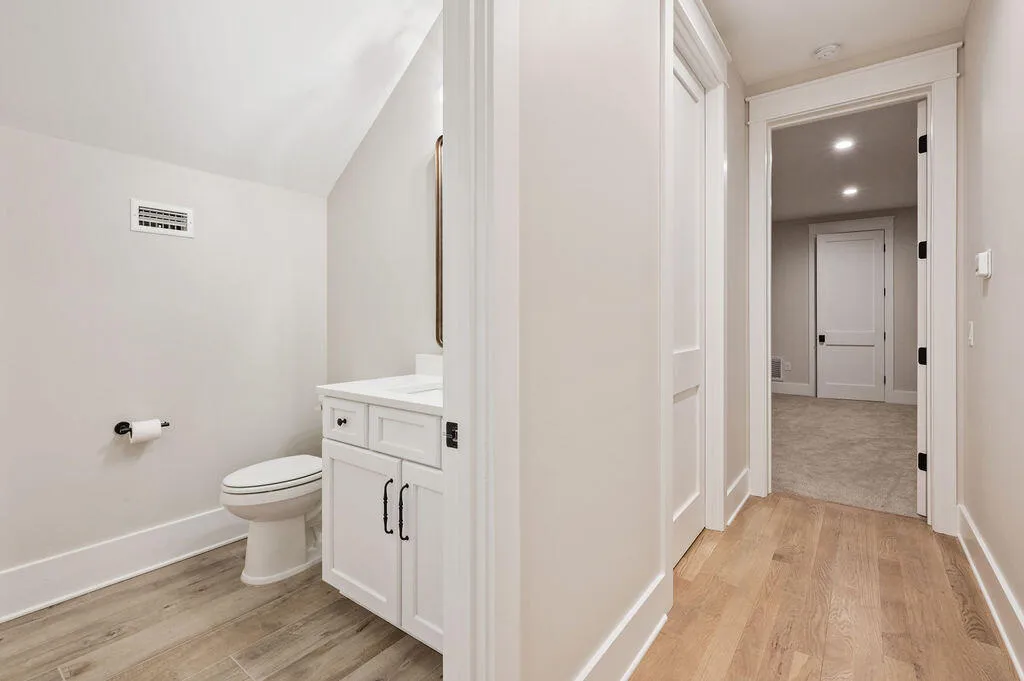 Niceville, Florida 32578, United States, 4 Bedrooms Bedrooms, ,4 BathroomsBathrooms,Residential,Active,5255