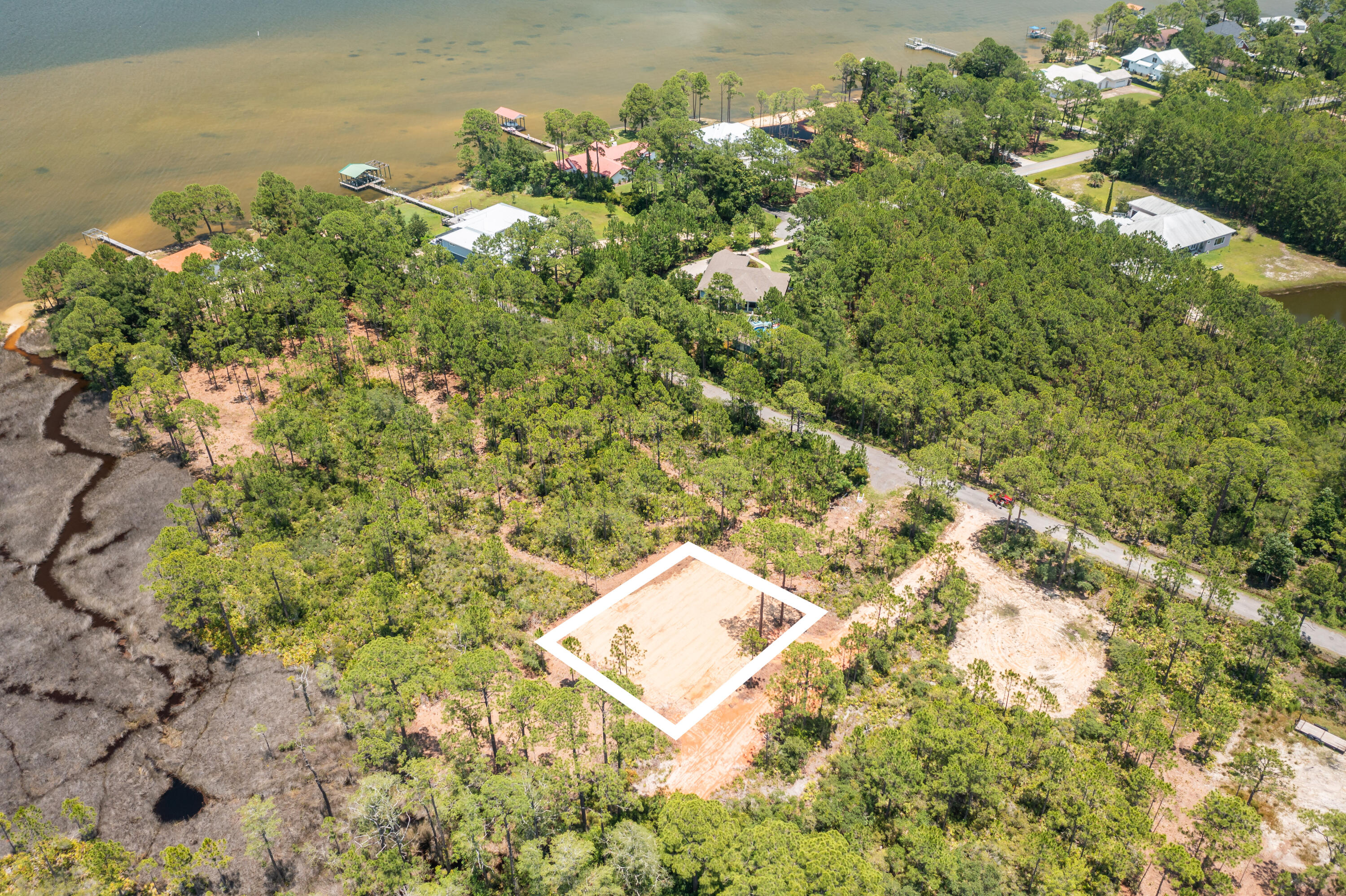 EXCLUSIVE BEACH - Land