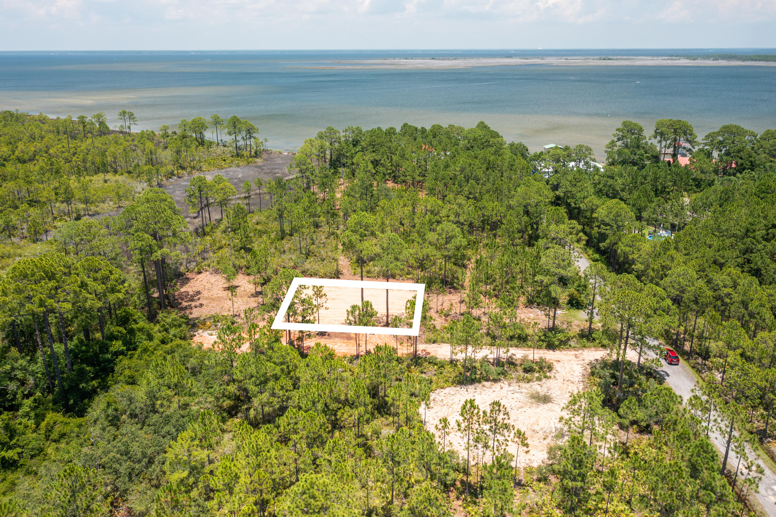 EXCLUSIVE BEACH - Land