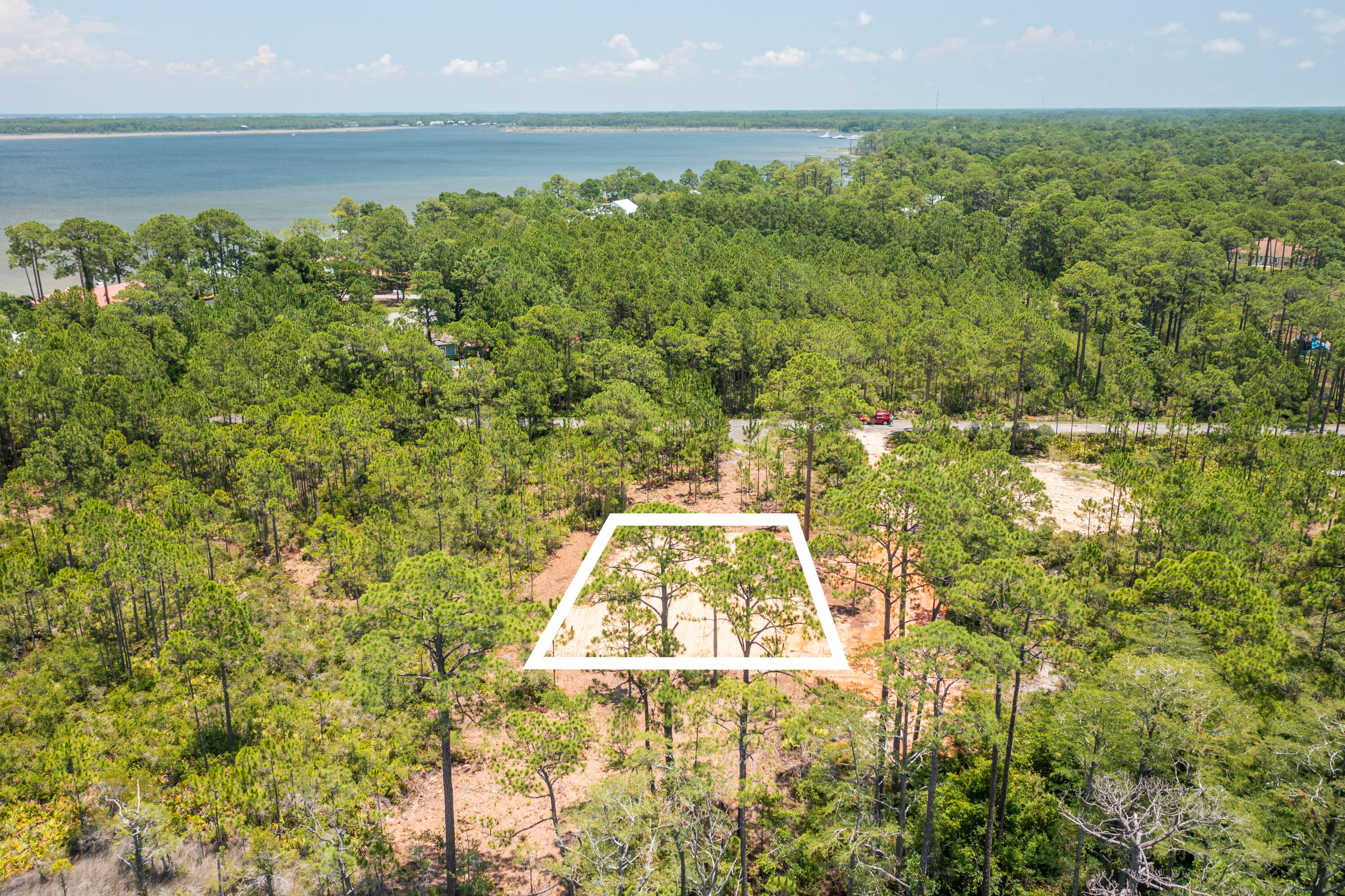 EXCLUSIVE BEACH - Land