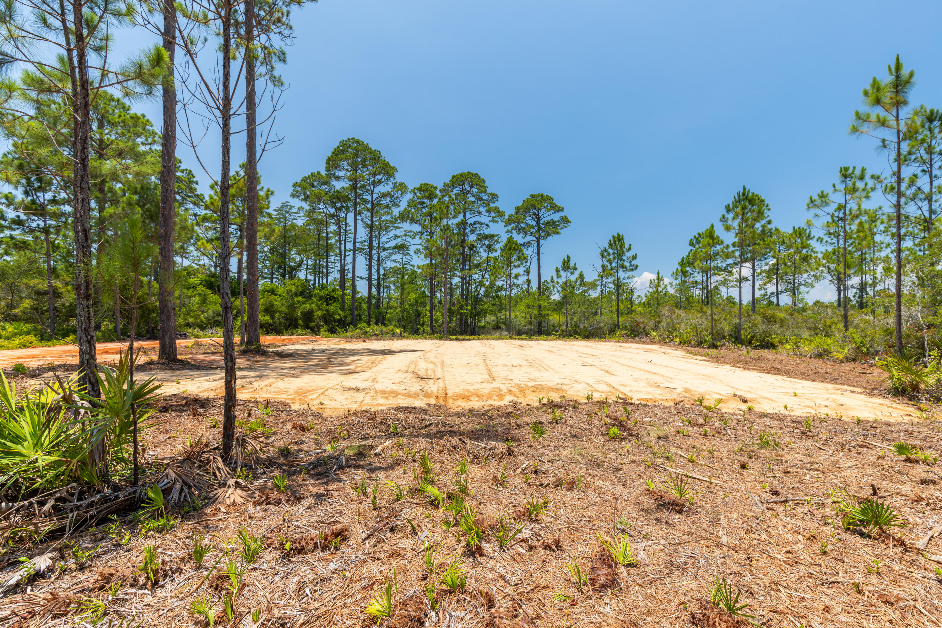 EXCLUSIVE BEACH - Land