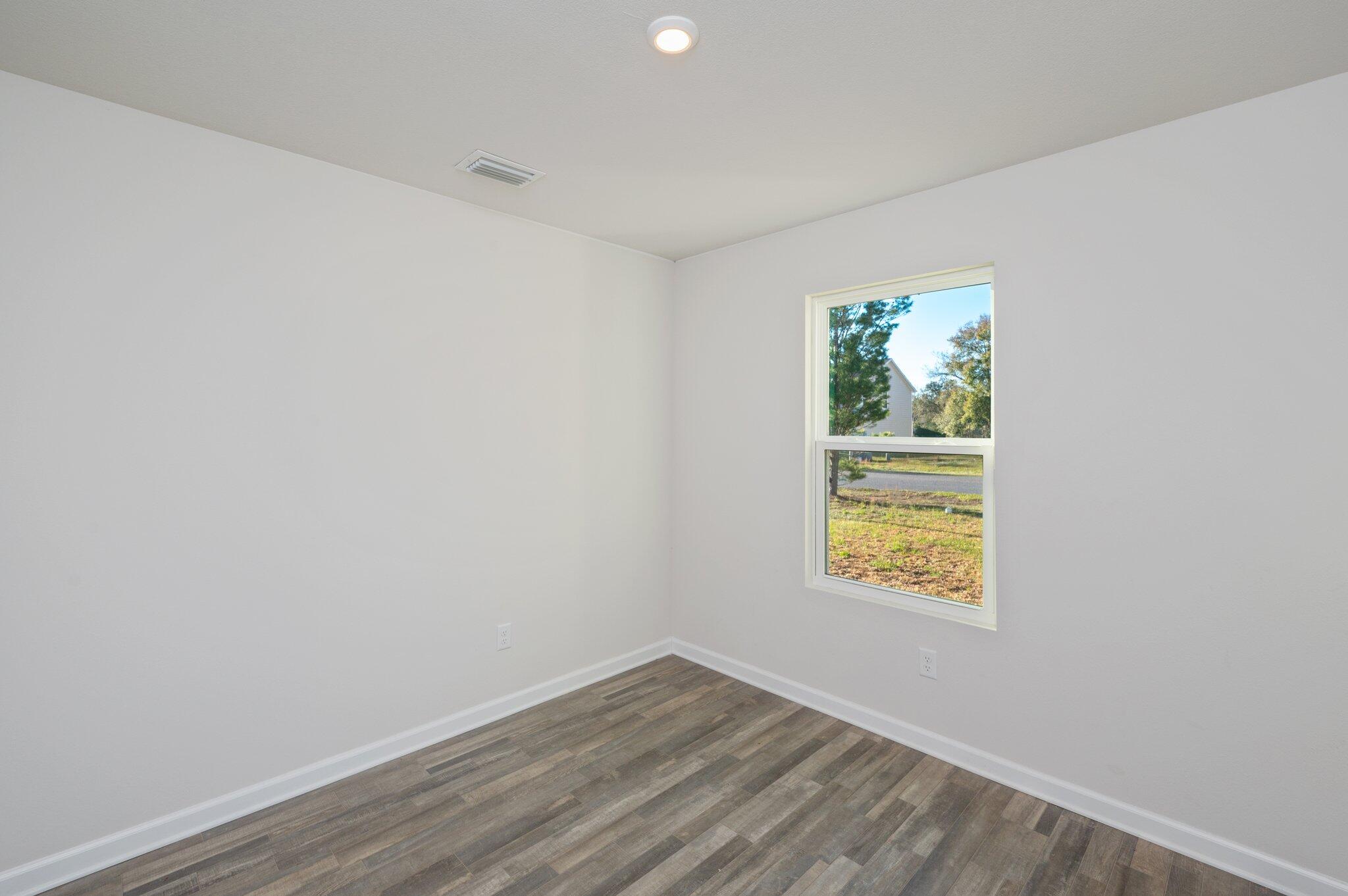 MAGNOLIA LAKE ESTATES PH 2 - Residential Lease