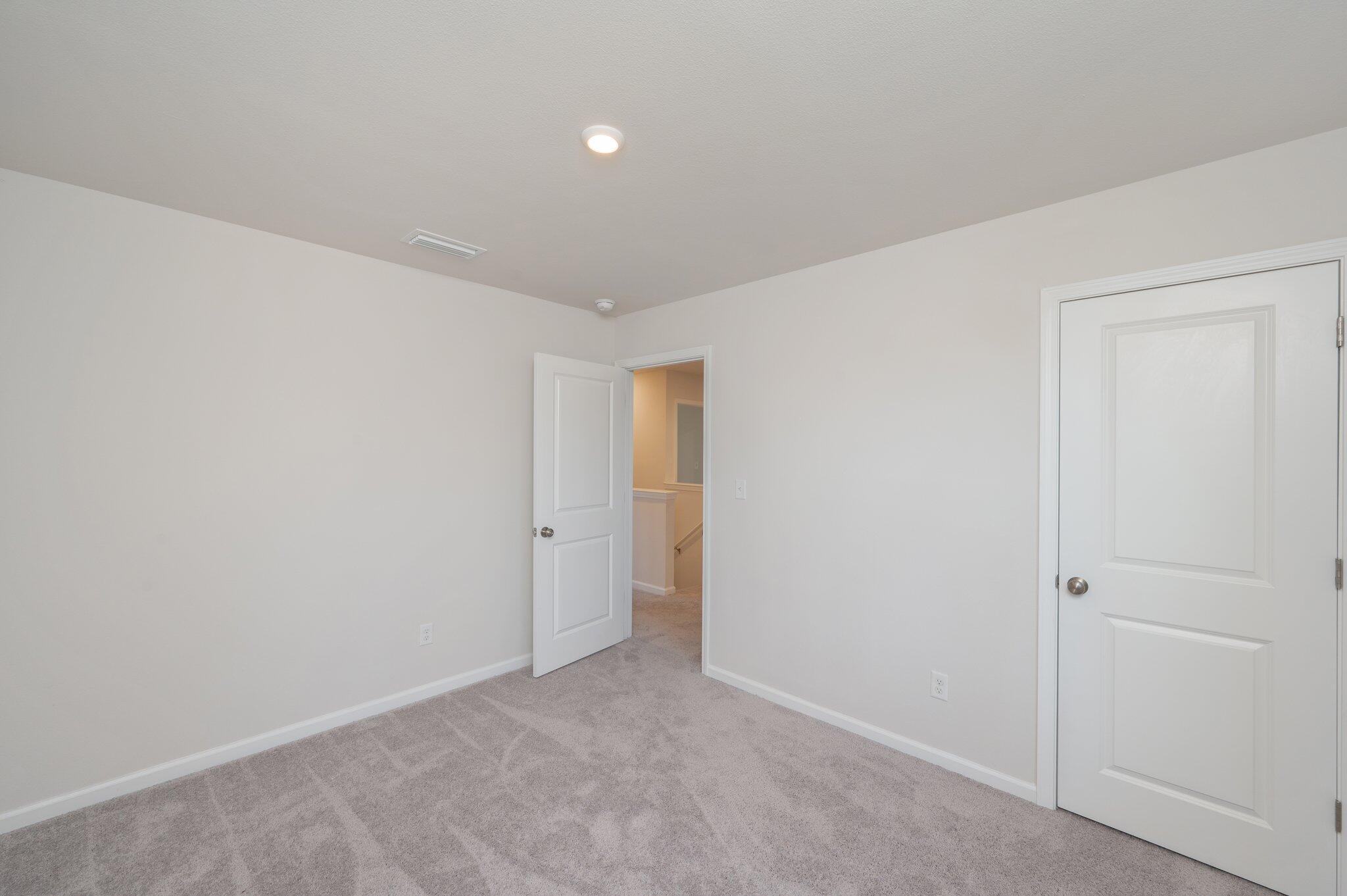 MAGNOLIA LAKE ESTATES PH 2 - Residential Lease