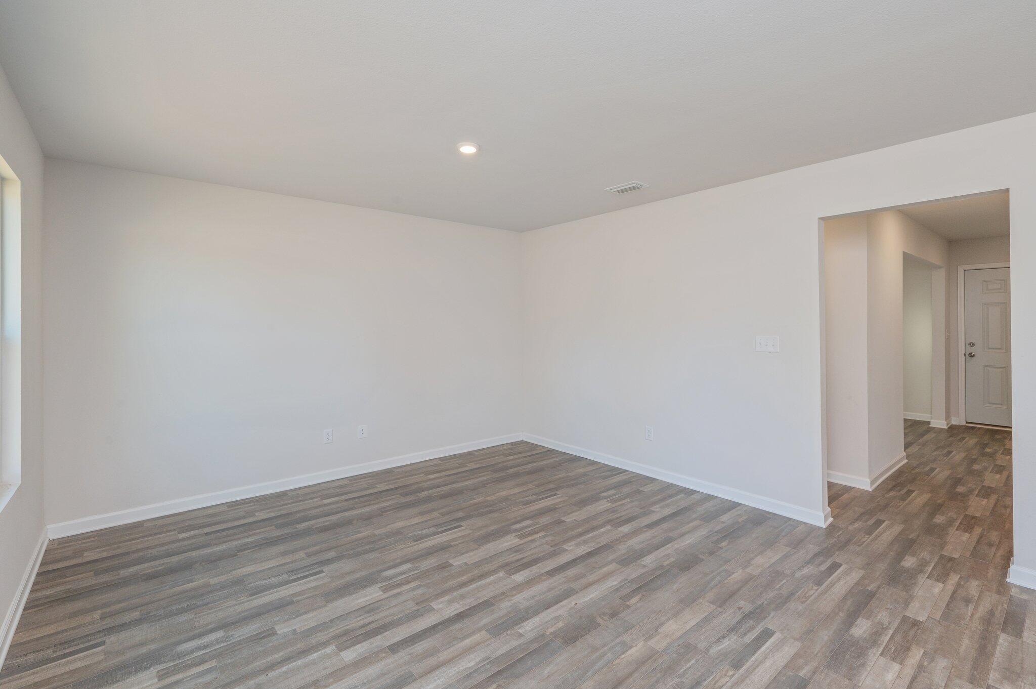 MAGNOLIA LAKE ESTATES PH 2 - Residential Lease