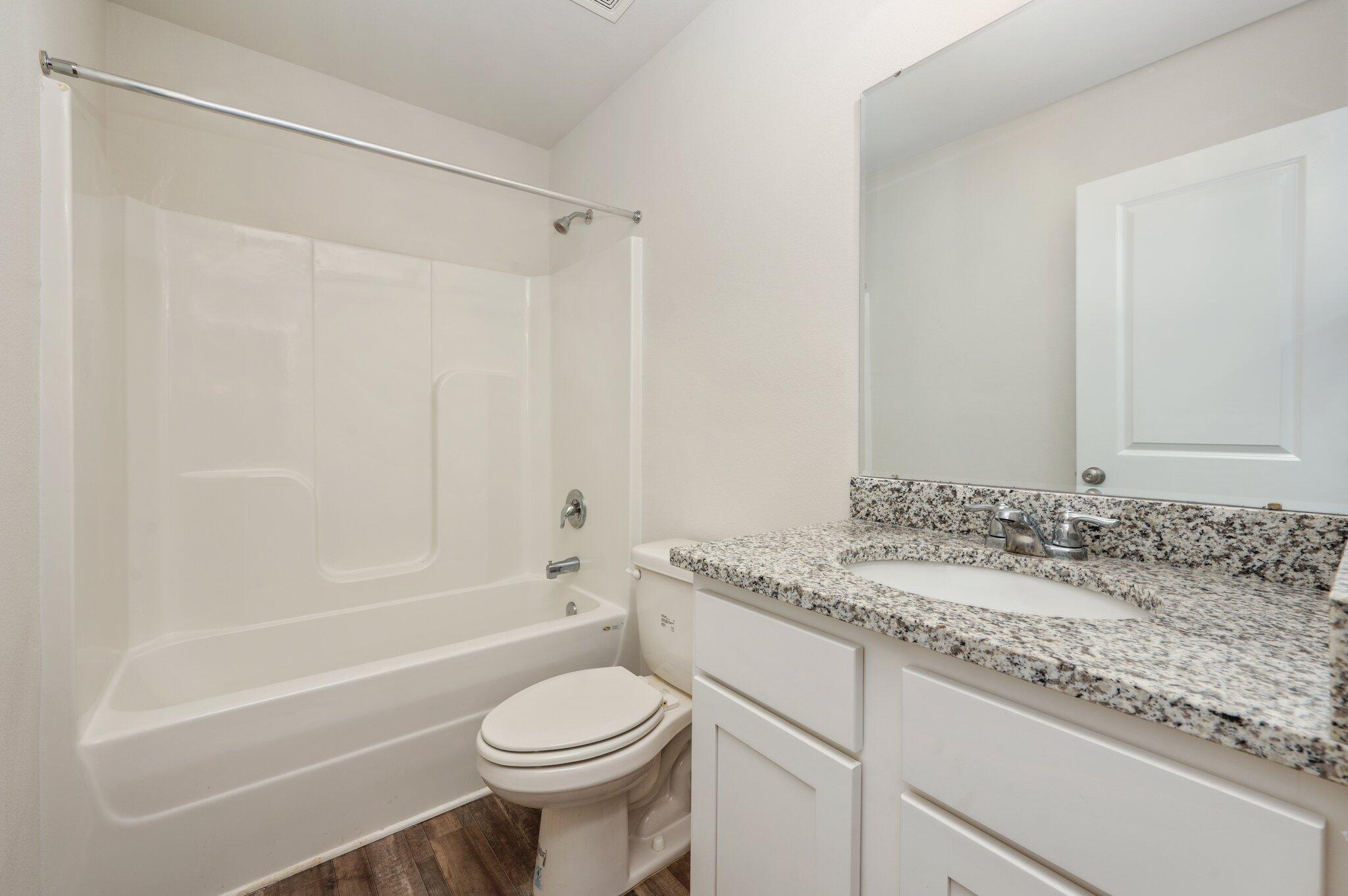 MAGNOLIA LAKE ESTATES PH 2 - Residential Lease