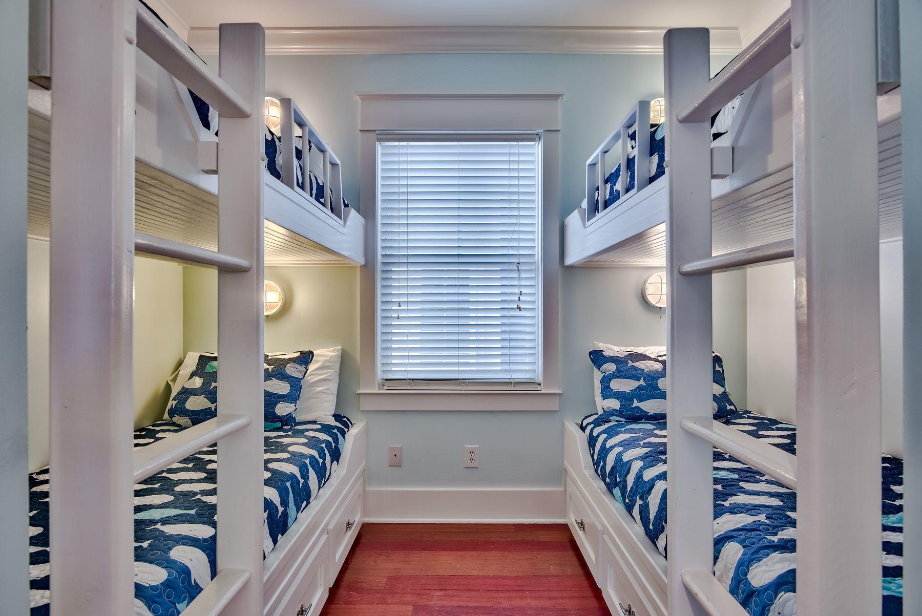 SEASIDE 15 - Residential