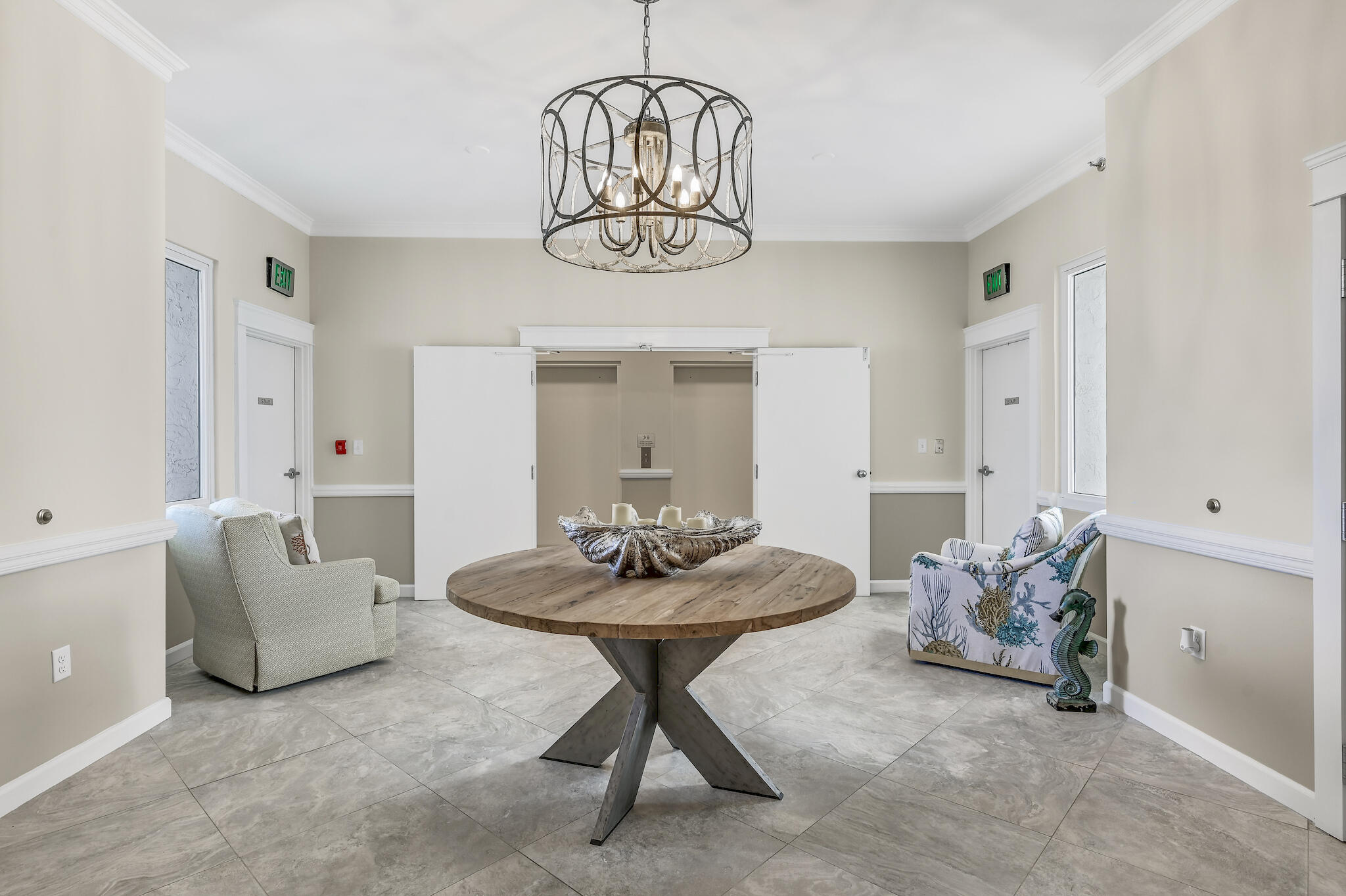 Regency Towers - Residential