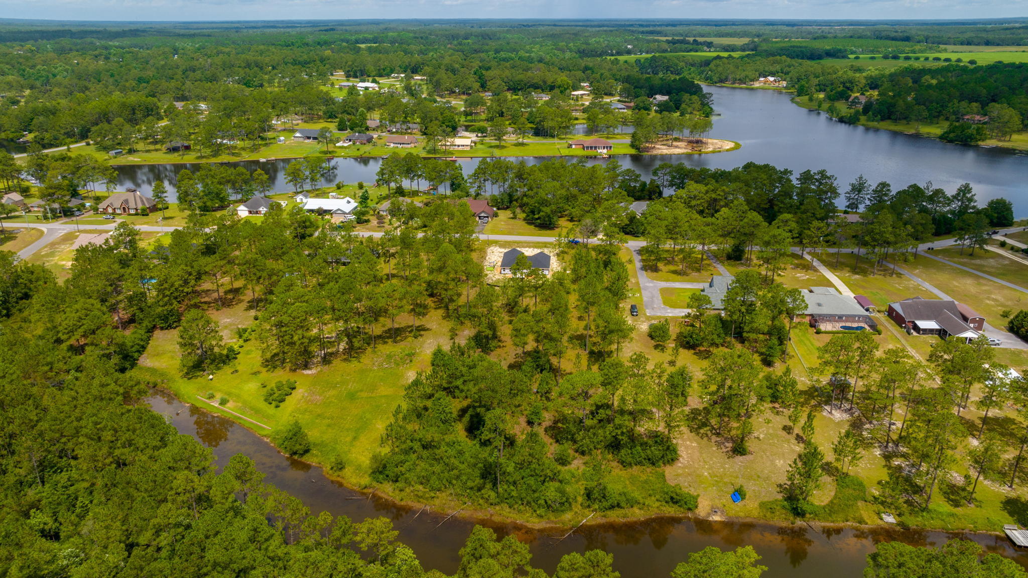 LOT 27 LAKESHORE GARDENS - Residential