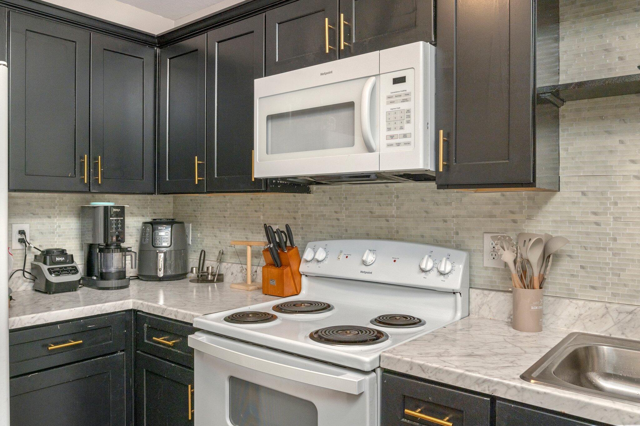 MCLAUGHLIN & HARRIS - Residential