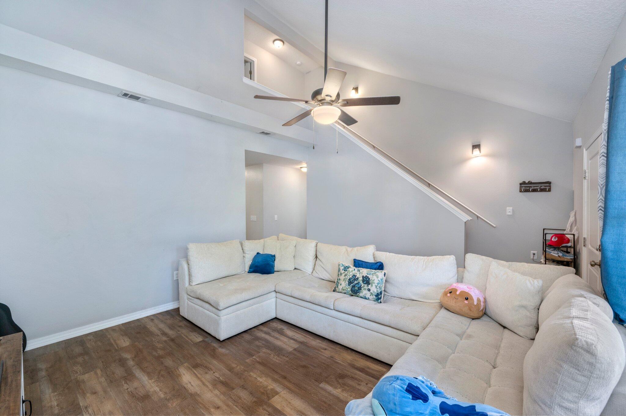MCLAUGHLIN & HARRIS - Residential