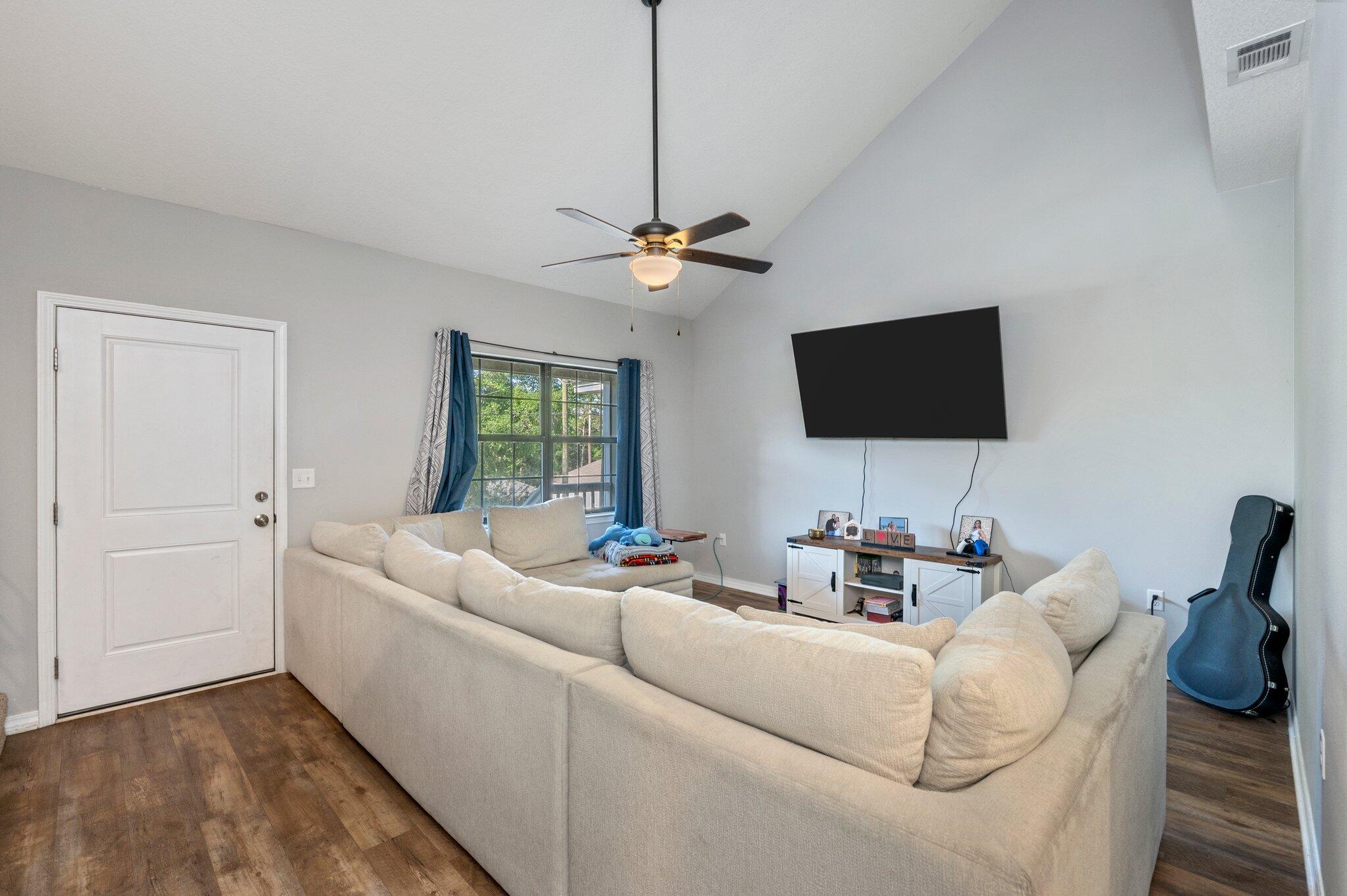 MCLAUGHLIN & HARRIS - Residential