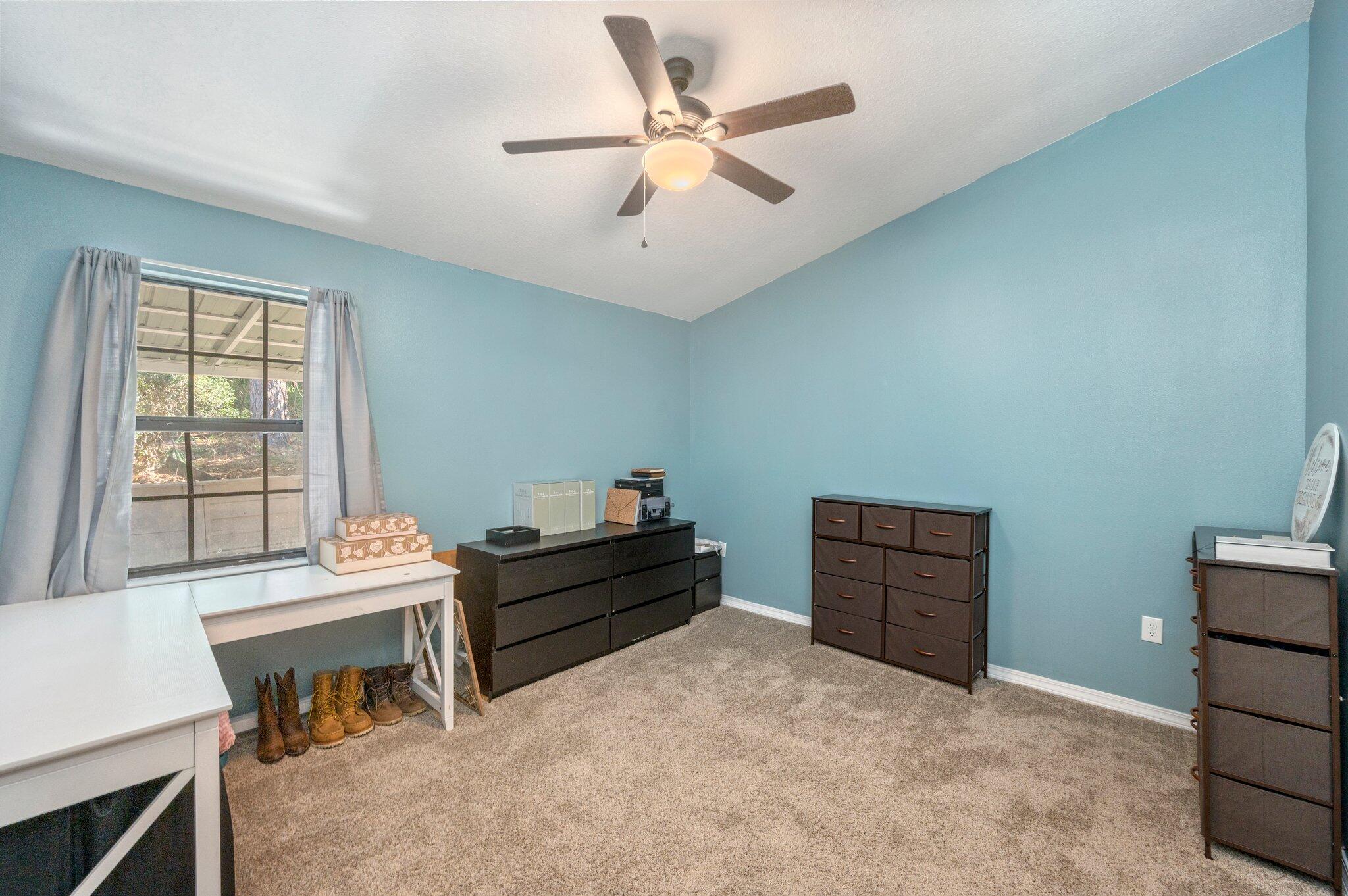 MCLAUGHLIN & HARRIS - Residential