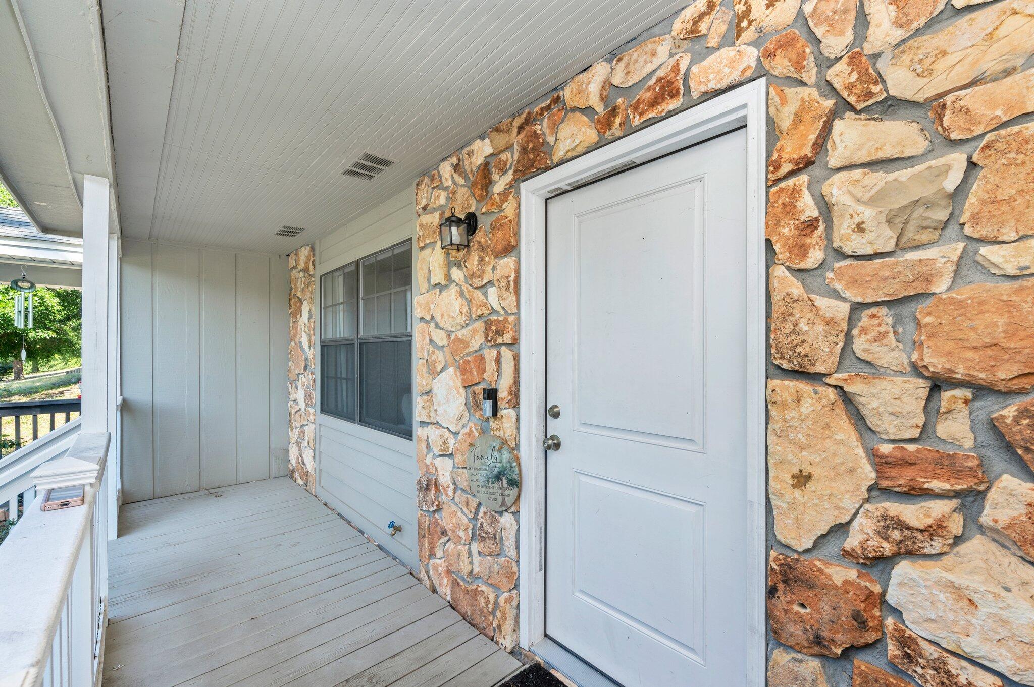 MCLAUGHLIN & HARRIS - Residential