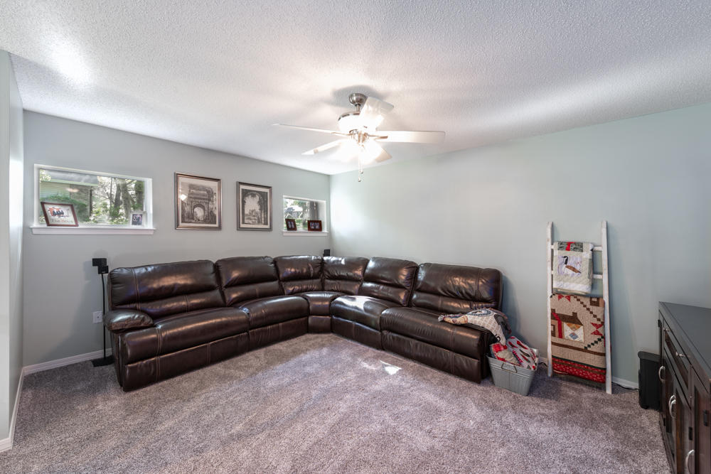 ROCKY BAYOU COUNTRY CLUB ESTATES 4 - Residential