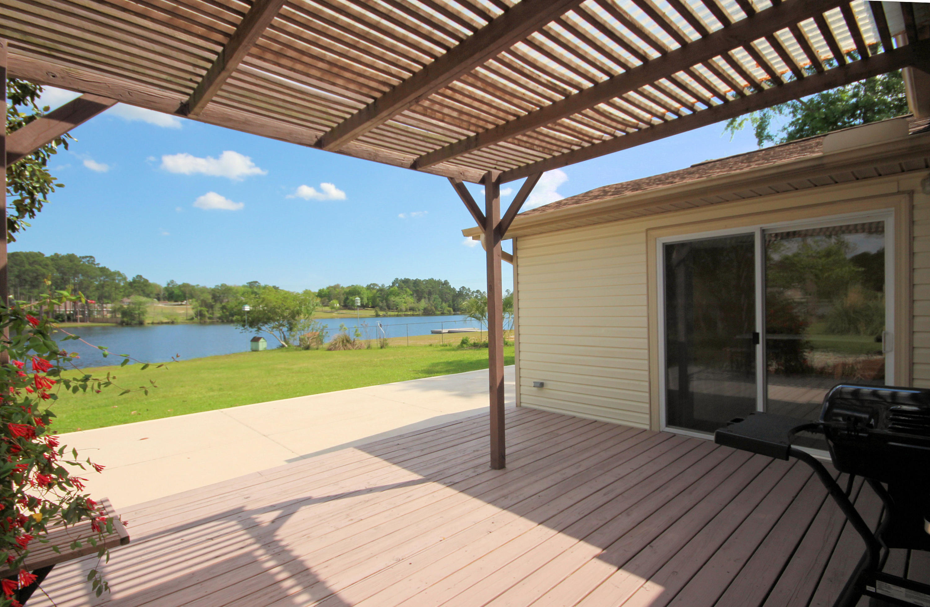 MEADOW LAKE ESTATES - Residential