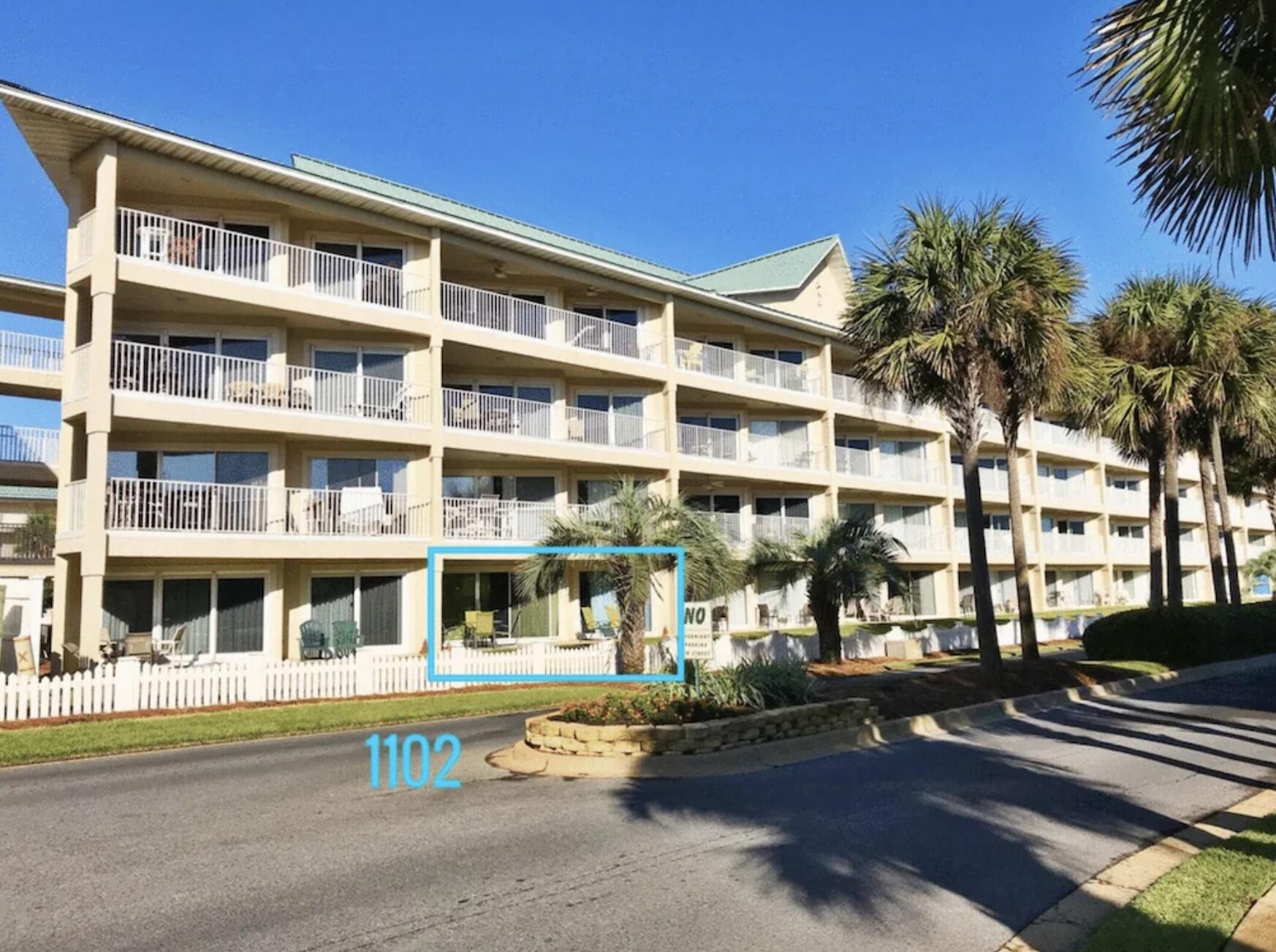 MARAVILLA CONDO 3 - Residential