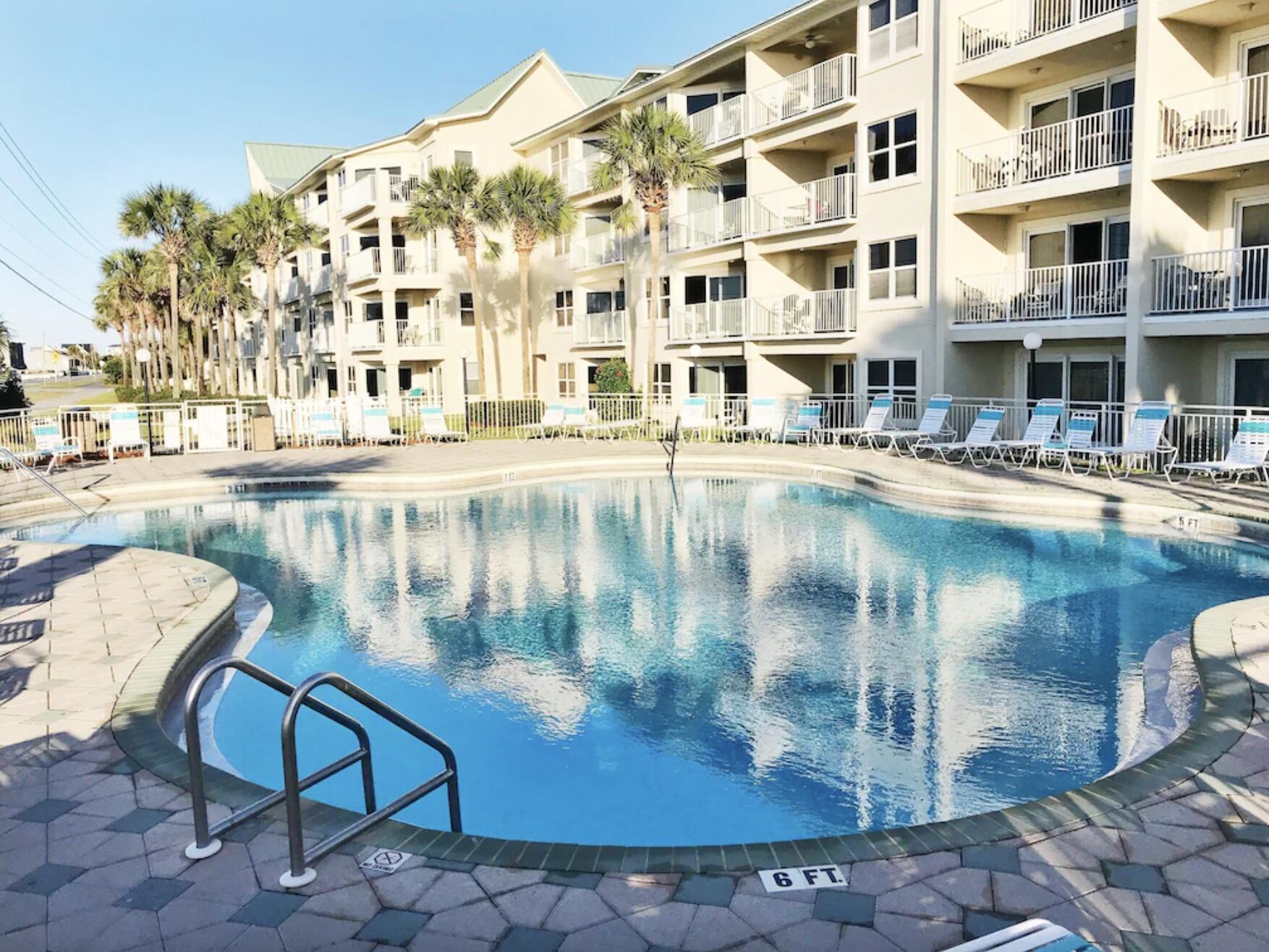 MARAVILLA CONDO 3 - Residential