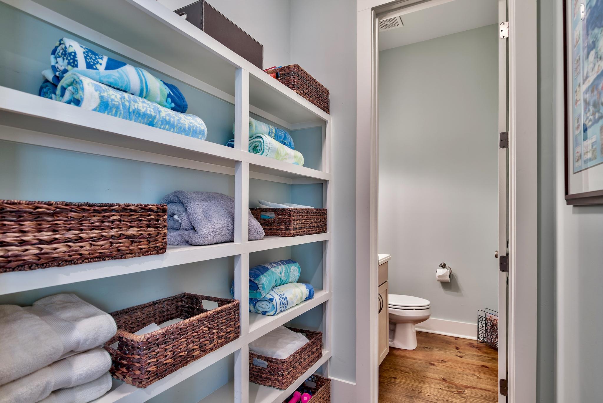 SANTA ROSA GOLF VILLAS - Residential