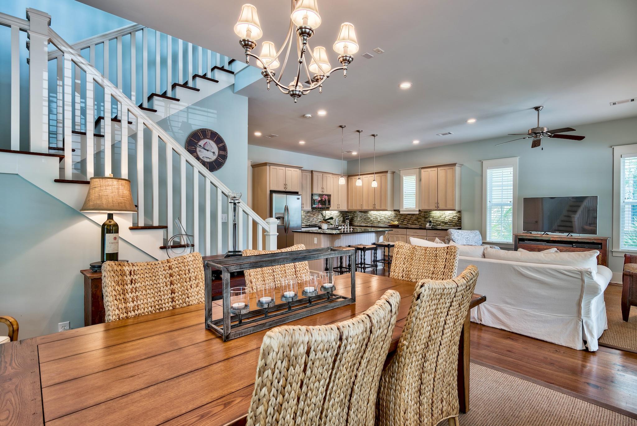 SANTA ROSA GOLF VILLAS - Residential