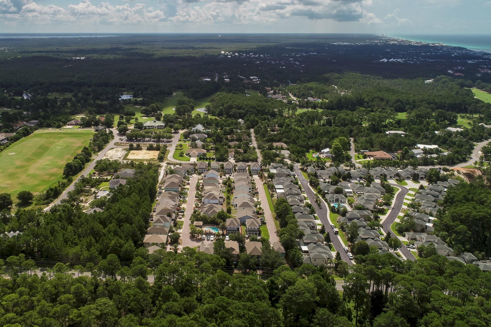 SANTA ROSA GOLF VILLAS - Residential