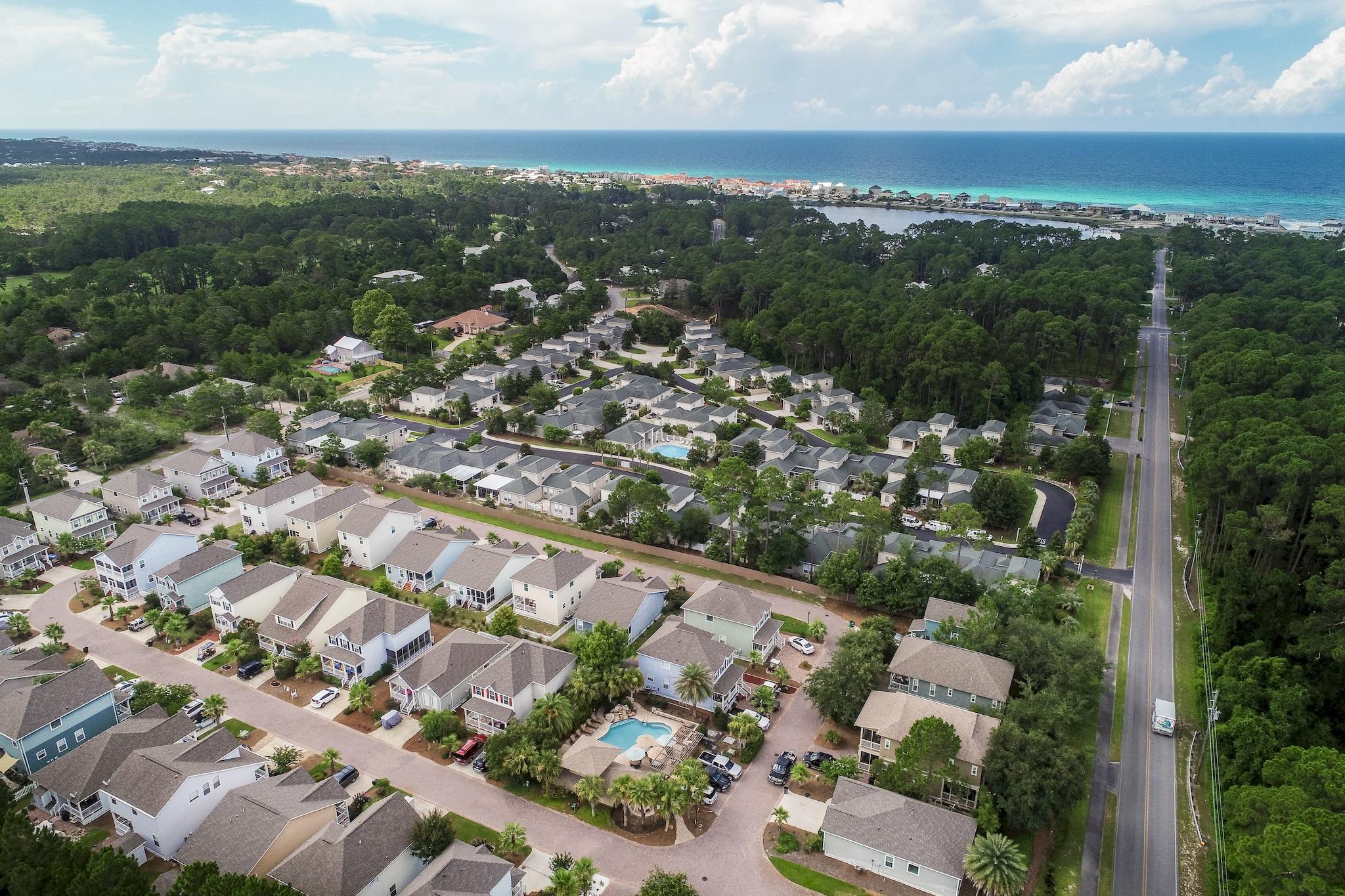 SANTA ROSA GOLF VILLAS - Residential