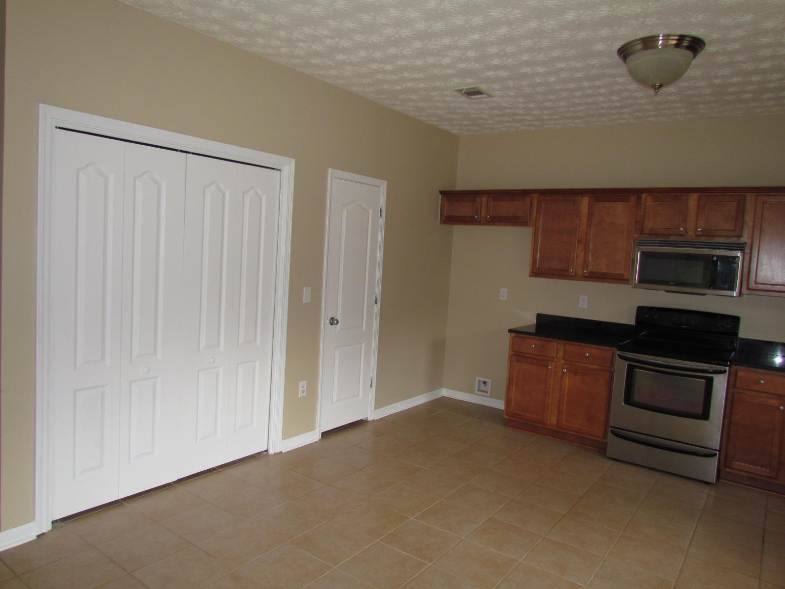 LAKE SILVER 1ST ADDN - Residential