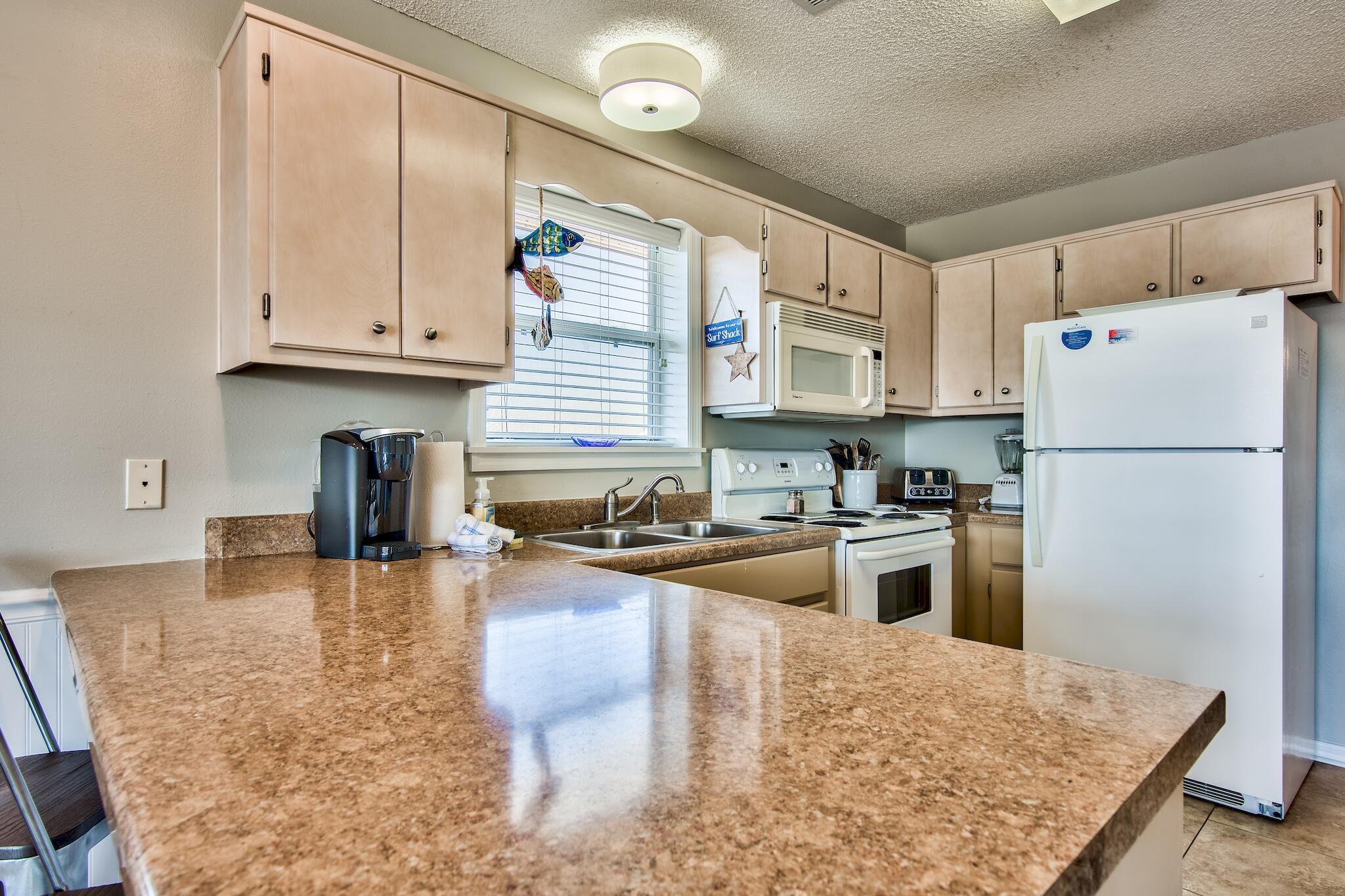 BEACHSIDE VILLAS CONDO - Residential