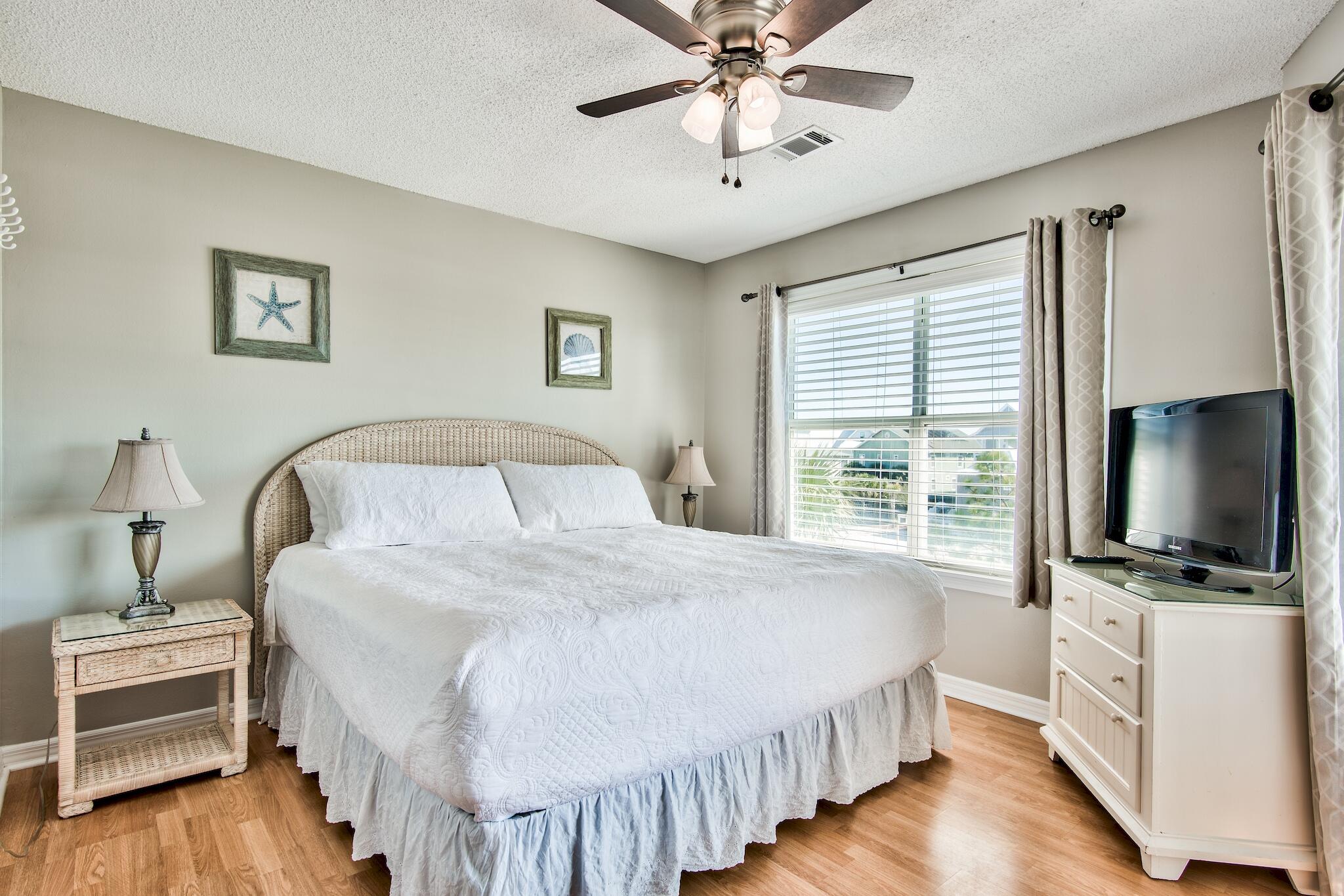 BEACHSIDE VILLAS CONDO - Residential