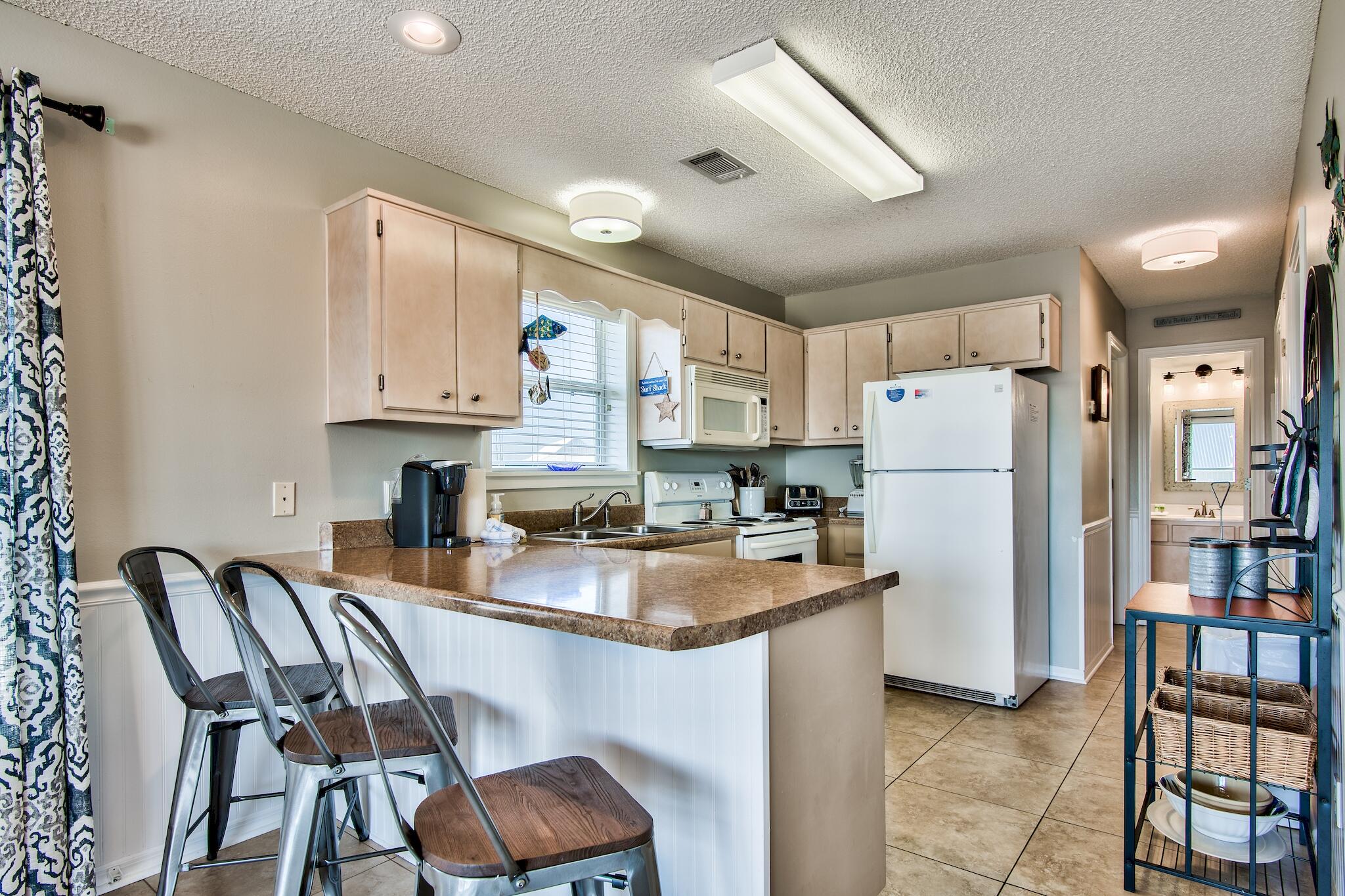 BEACHSIDE VILLAS CONDO - Residential