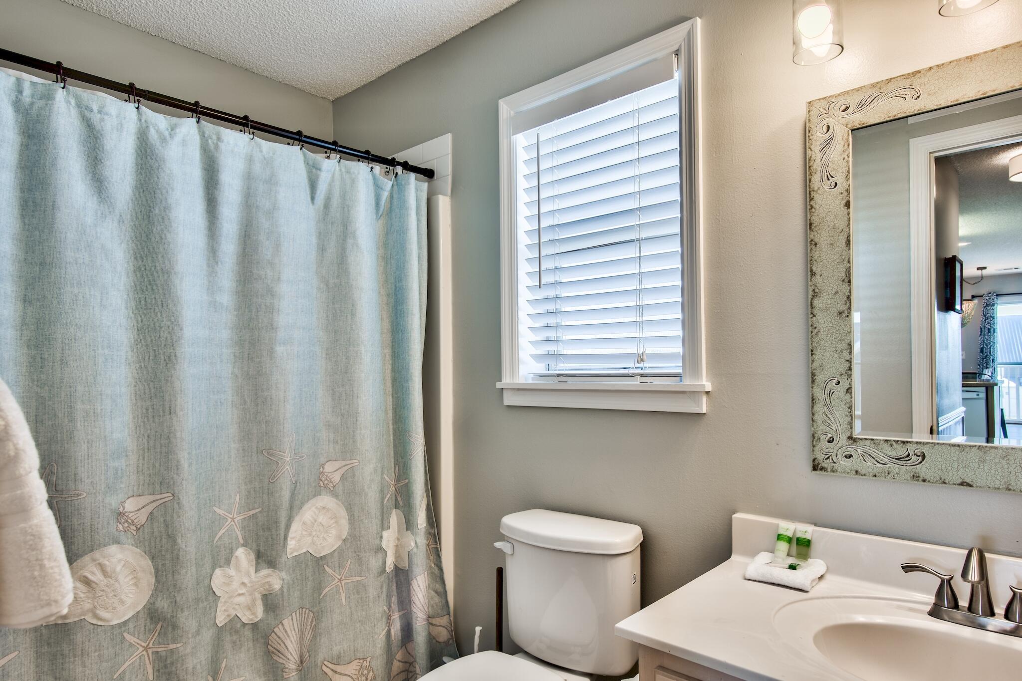 BEACHSIDE VILLAS CONDO - Residential