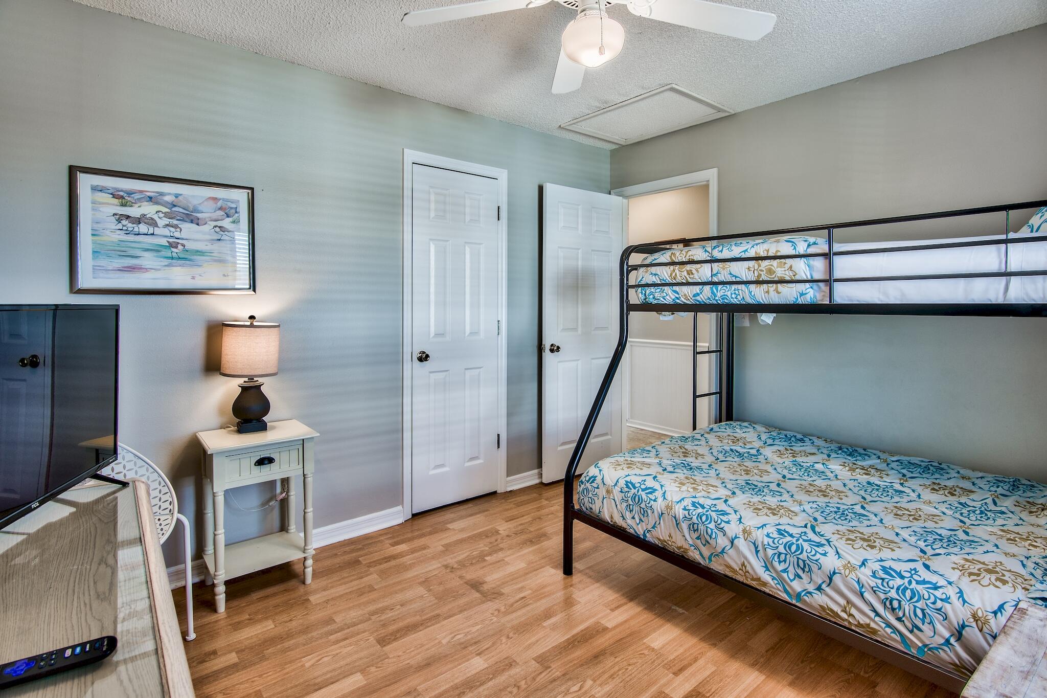 BEACHSIDE VILLAS CONDO - Residential