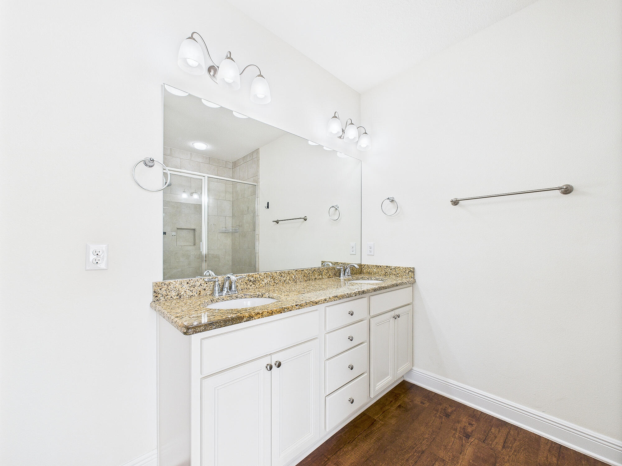 Redstone Commons - Residential