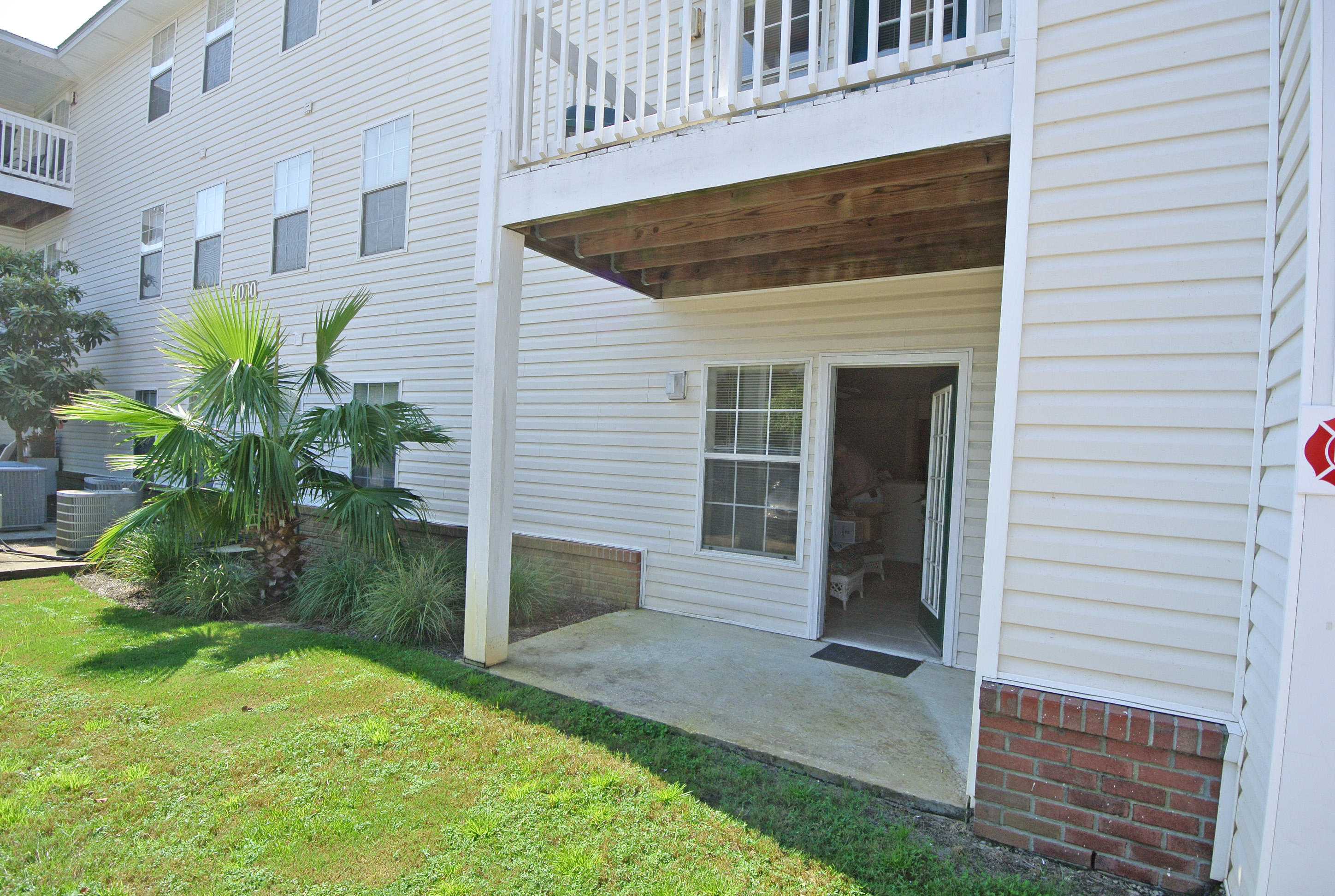 More pictures coming soon.Only a few one bedrooms on the market left! This is one of the larger one bedroom floor plans and is conveniently located on the first floor for easy access. Offering tile flooring, dining and living room combination, large master bedroom and lots of natural sunlight throughout. Indian Lake features on-site rental management, workout facility, clubhouse, and pool. Cox Cable service is included. Buyer to please verify sq. footage, room dimensions, and all other information. The lease terms must convey with the sale.