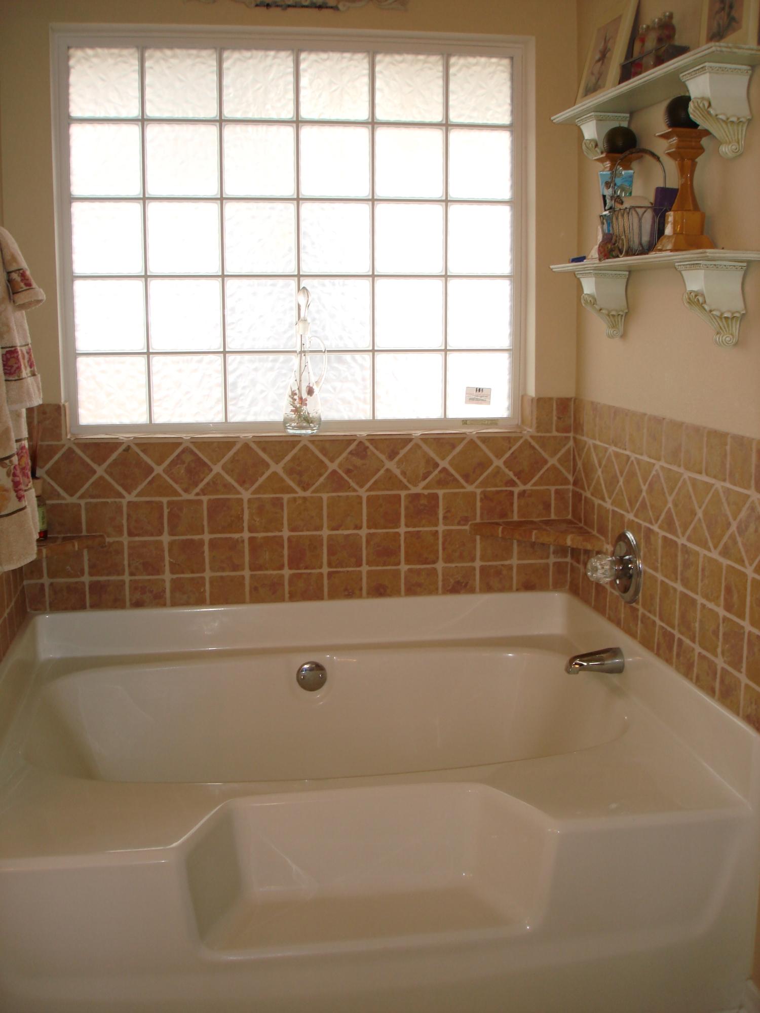 HAMPTON RIDGE ESTATES - Residential