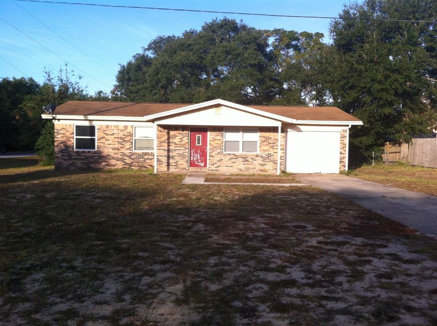 Great opportunity to own a corner lot home in Shalimar. Home has years of deferred maintenance, but has lots of potential for starter home or rental investment opportunity and ready for new owner to remodel. Convenient to Eglin AFB, shopping, restaurants and schools. Bring your cash buyers! (buyer to verify sq. ft. and lot dimensions.