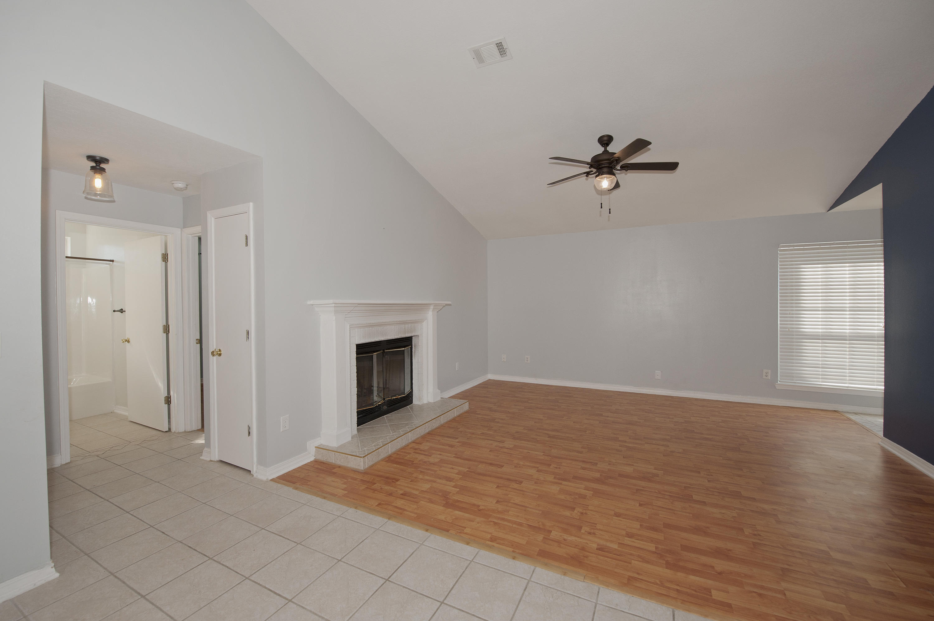 HOLLYROD PARK - Residential