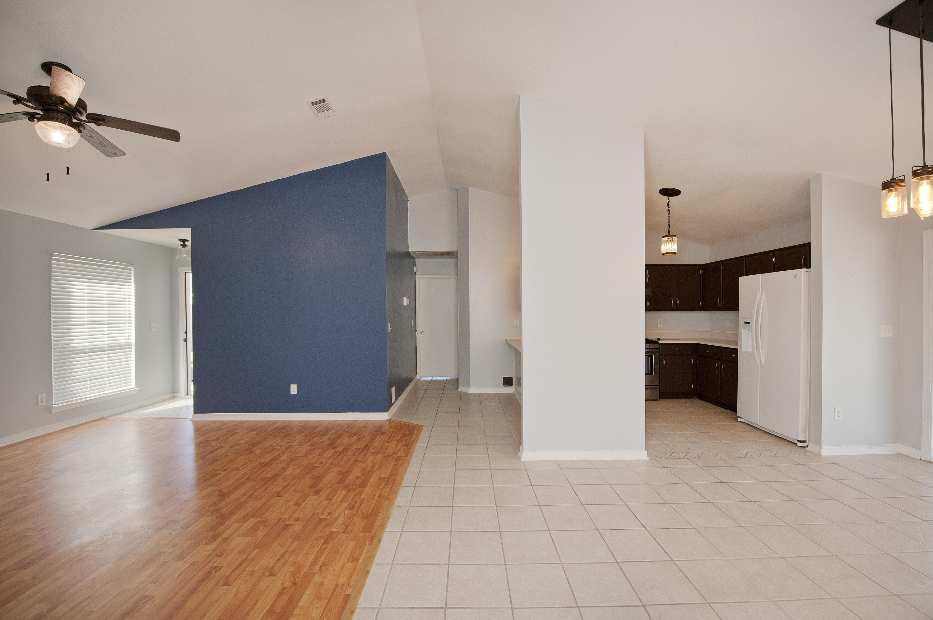 HOLLYROD PARK - Residential