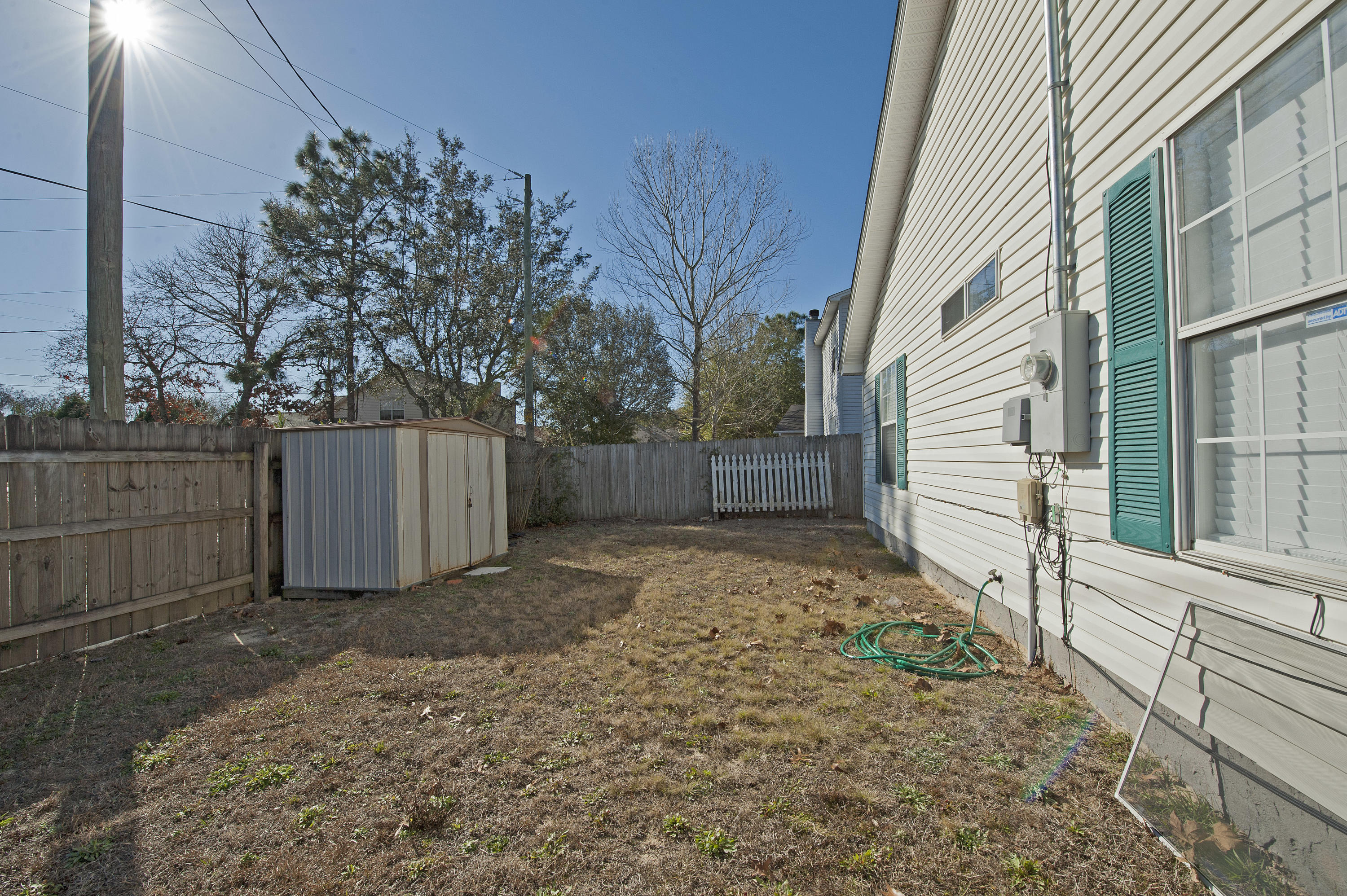 HOLLYROD PARK - Residential